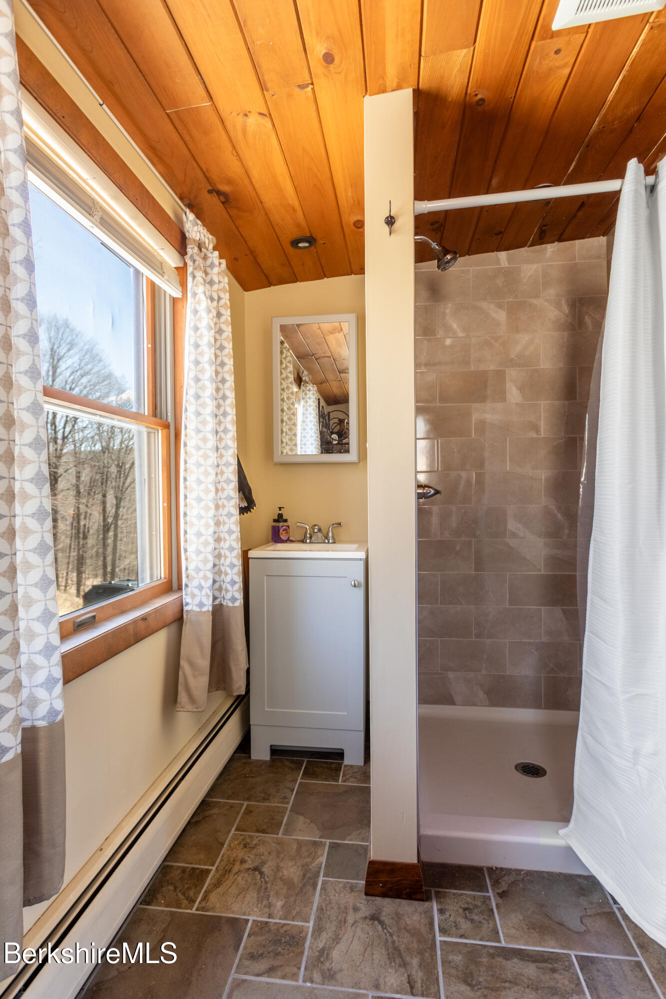 115 Ore Bed Rd, Lanesborough, Massachusetts image 31