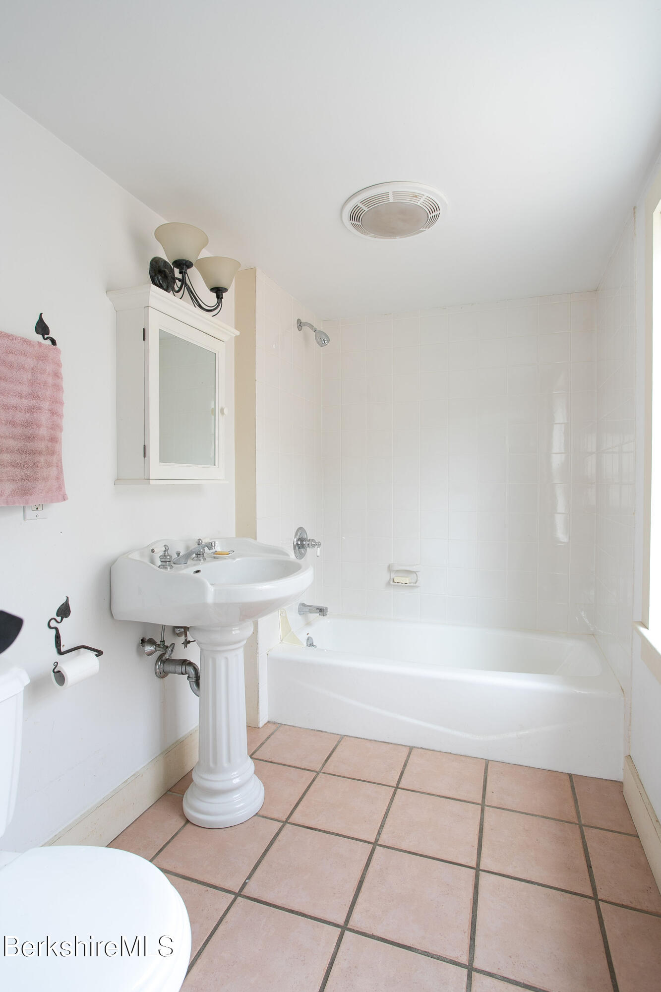 276 Great Barrington Rd, West Stockbridge, Massachusetts image 34