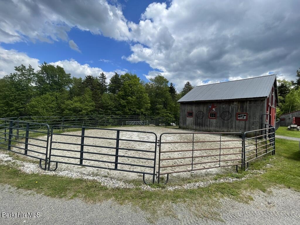 1130 Main Rd, Savoy, Massachusetts image 6