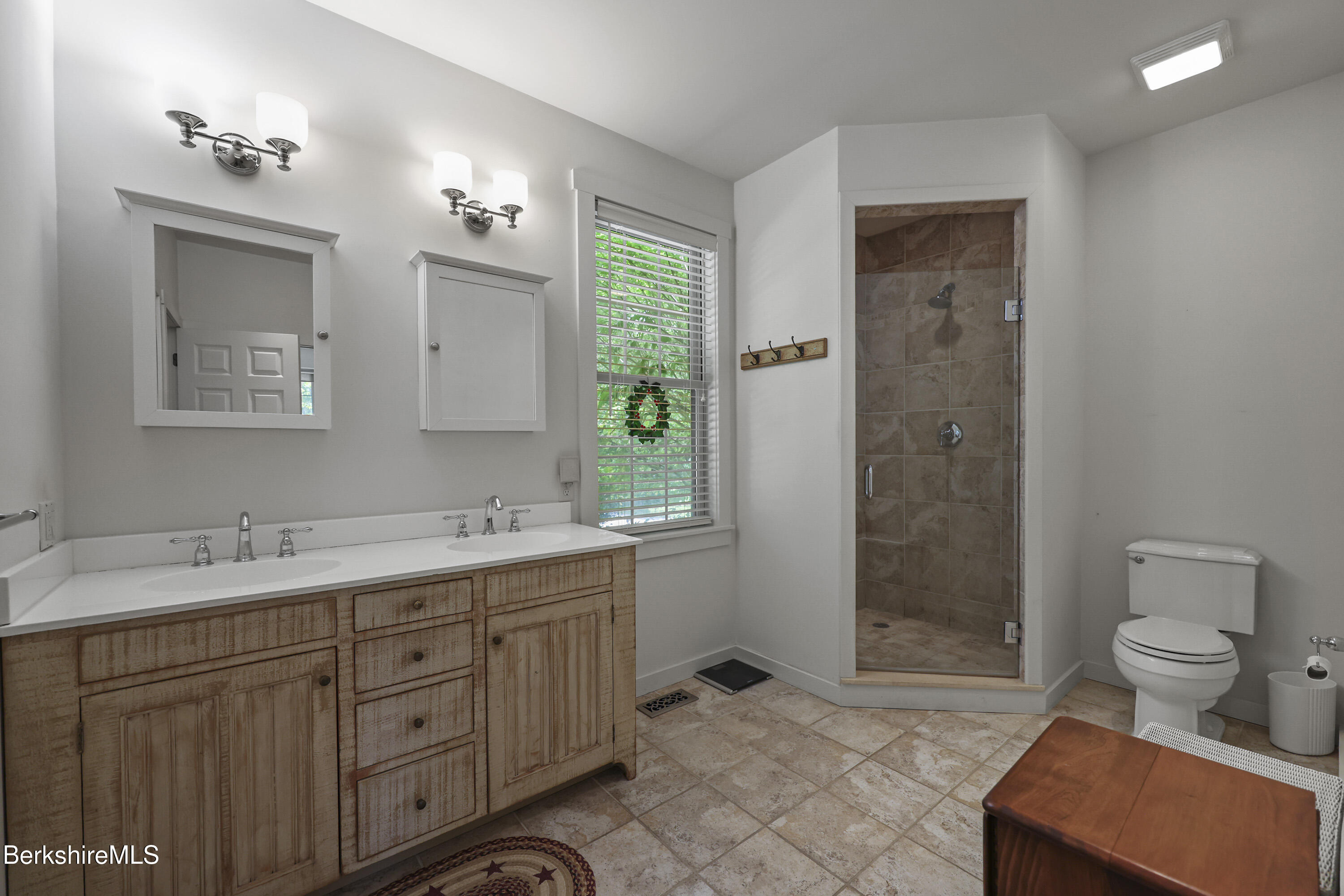 165 Maple Ave #D, Great Barrington, Massachusetts image 17