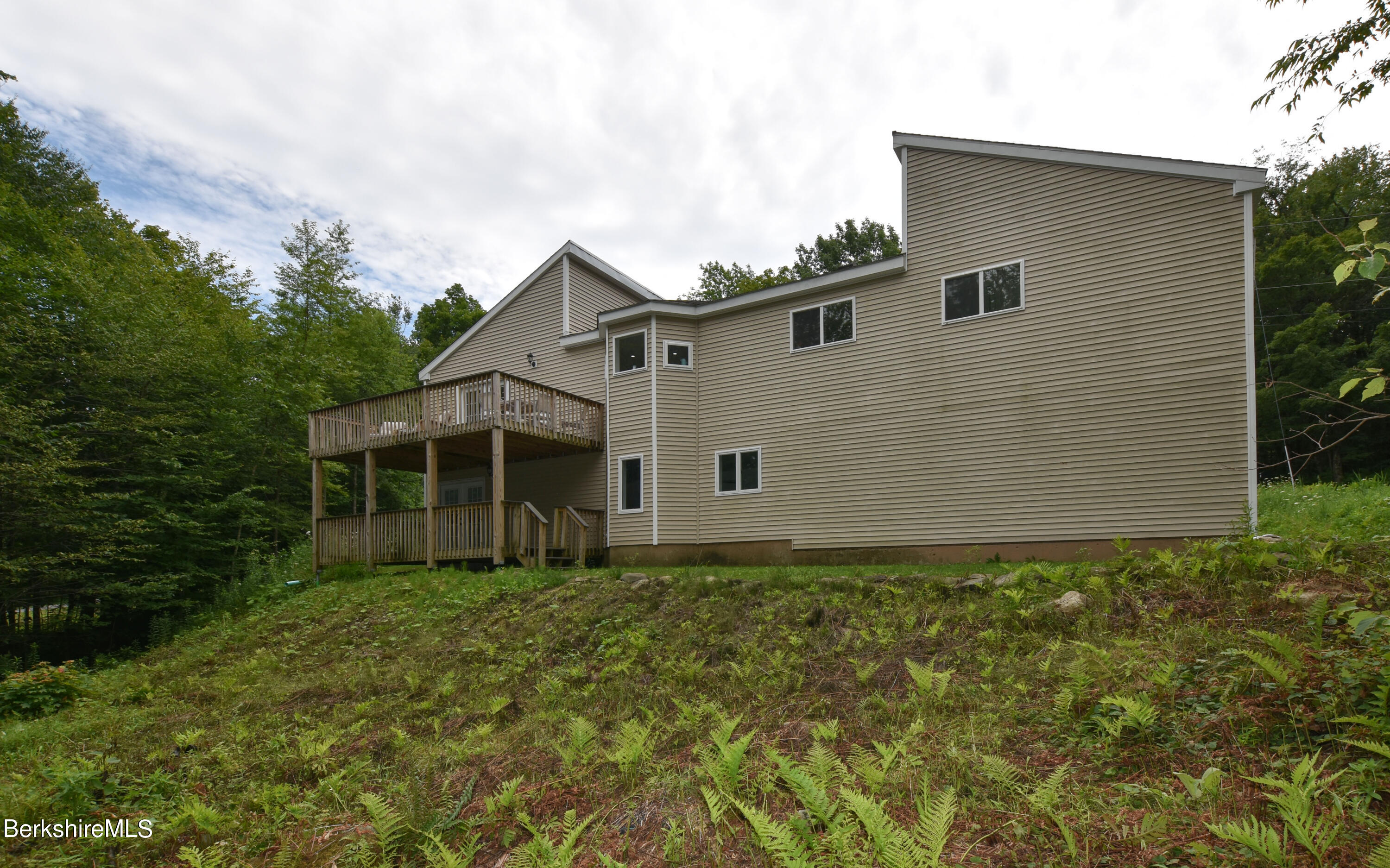 674 Benton Hill Rd, Becket, Massachusetts image 36