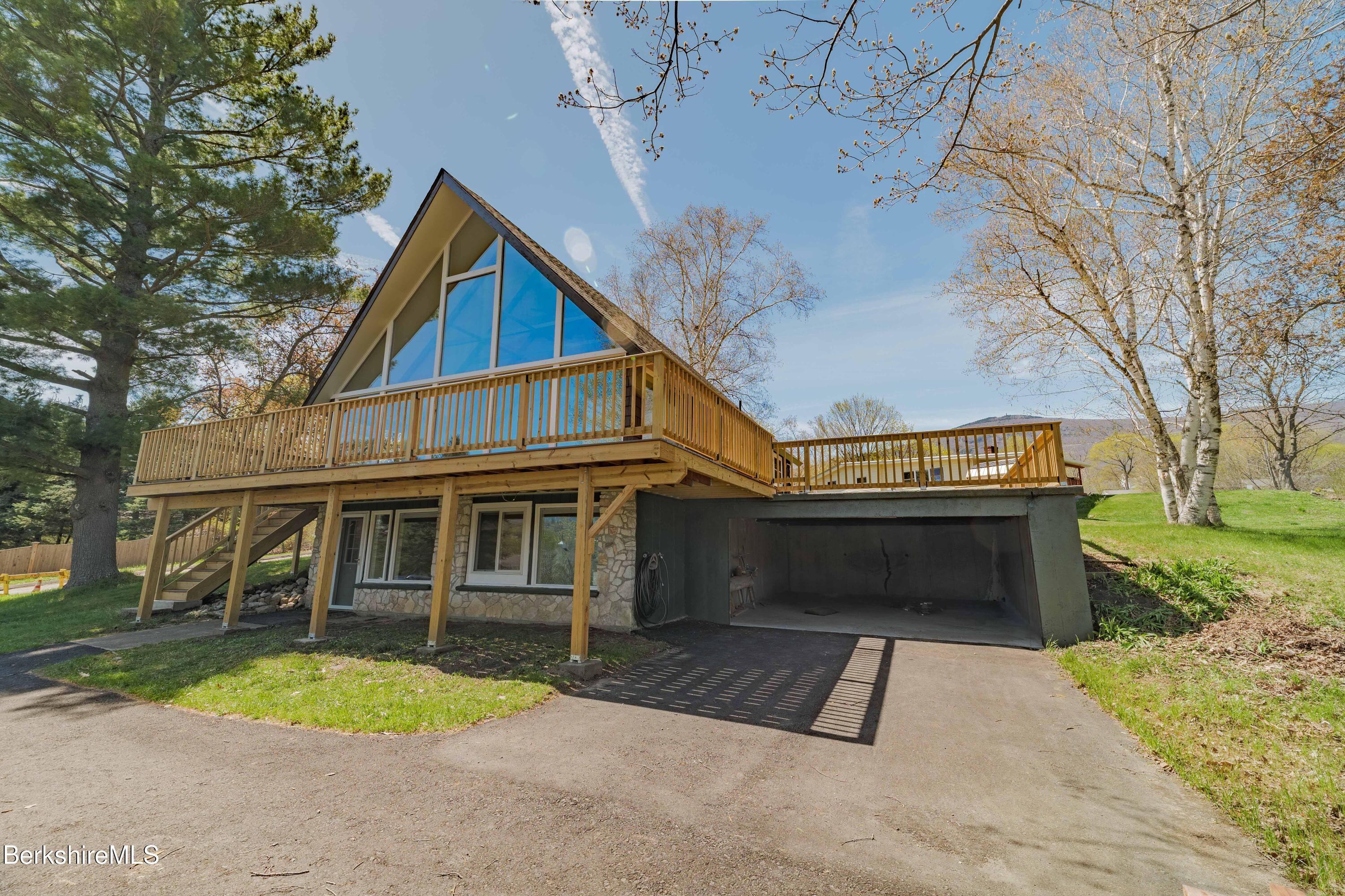 13 Grant St, Adams, Massachusetts image 32