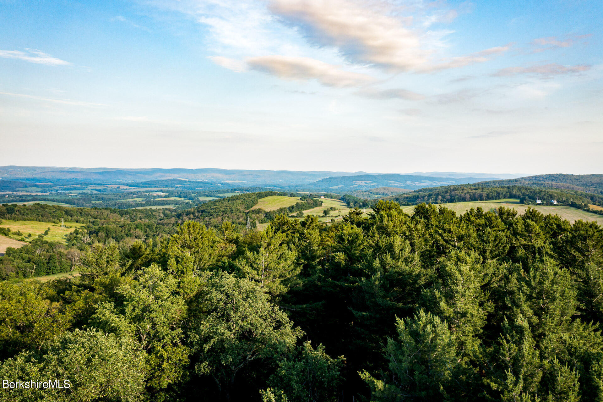 5 Homestead Farm Ln, Millerton, New York image 4