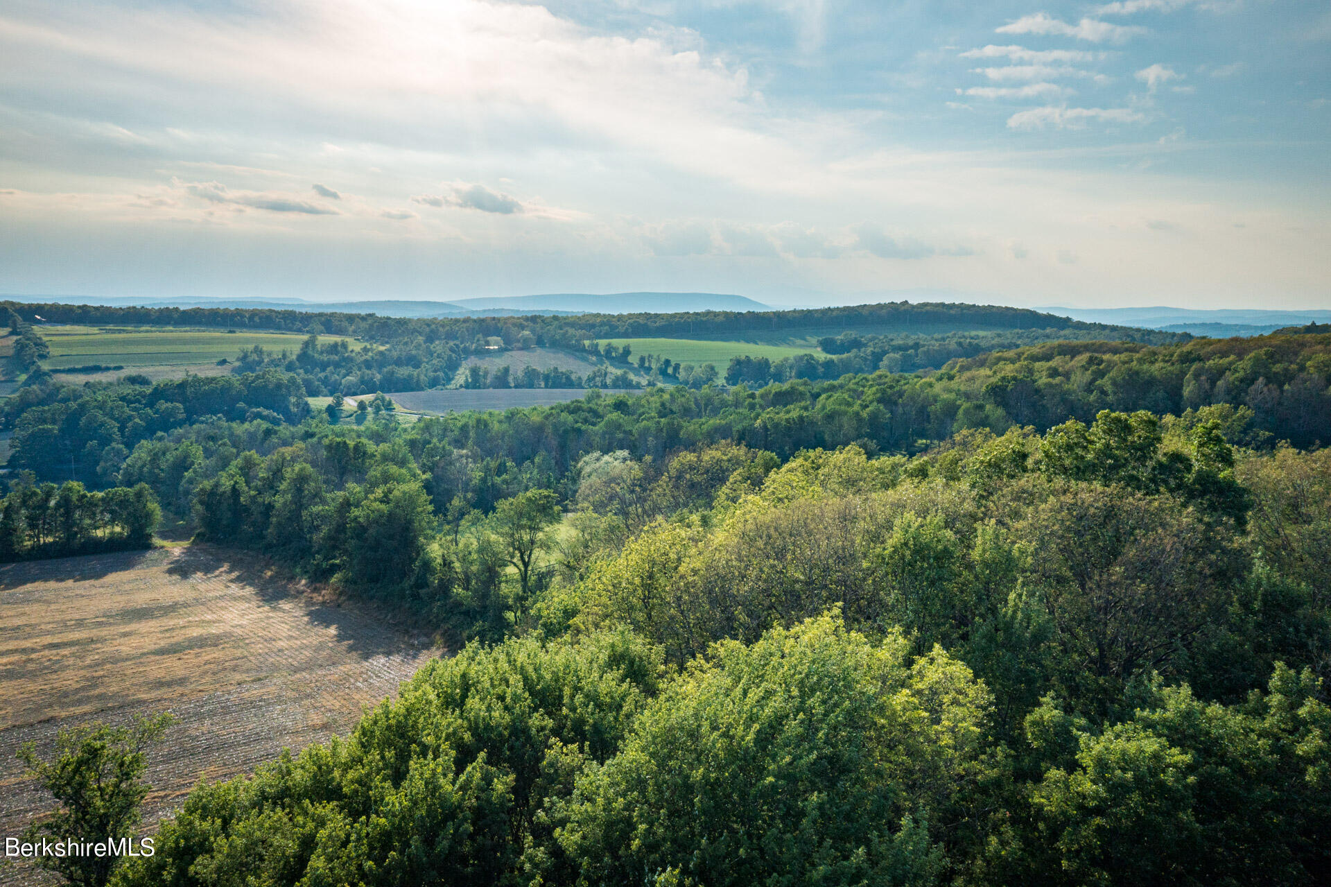 5 Homestead Farm Ln, Millerton, New York image 8