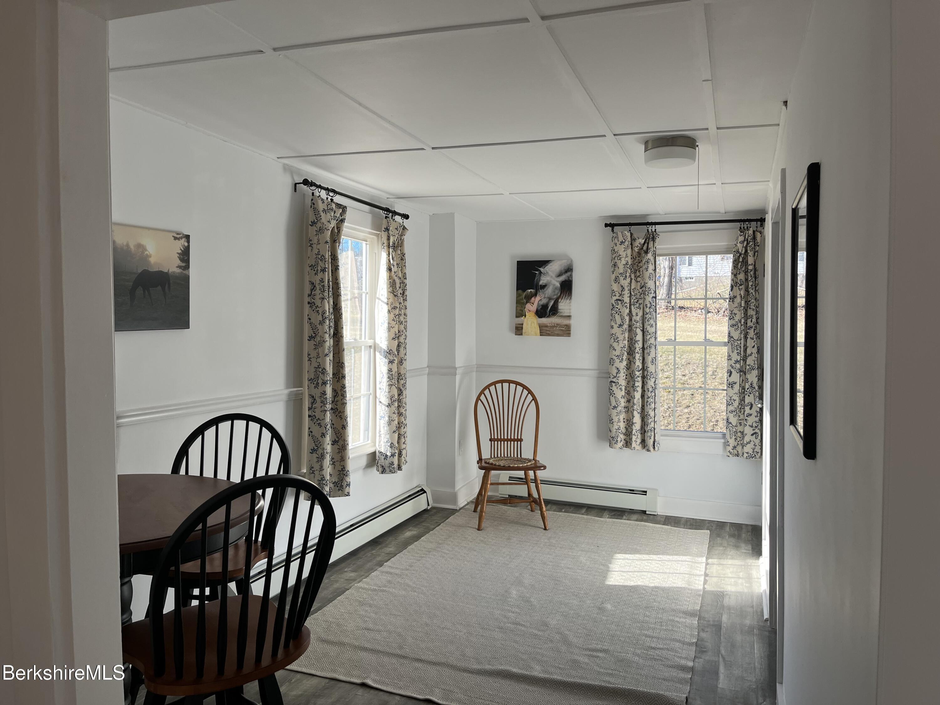 Pittsfield, Massachusetts 01201, United States, 2 Bedrooms Bedrooms, ,3 BathroomsBathrooms,Residential,Active,101026