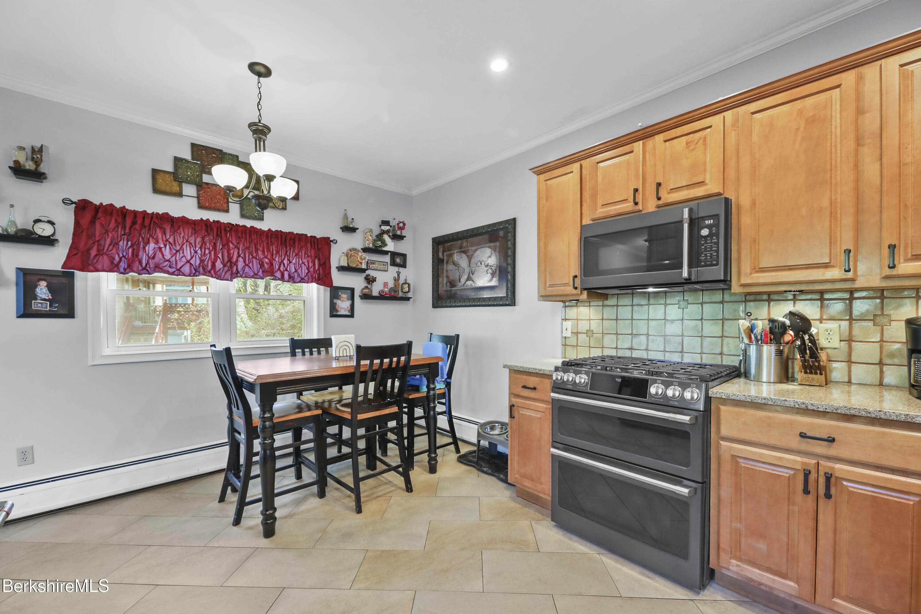50 Gallup St, North Adams, Massachusetts image 9