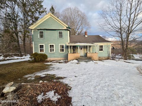 Homes For Sale - 1138 Main Rd<br/> Stamford, VT 05352