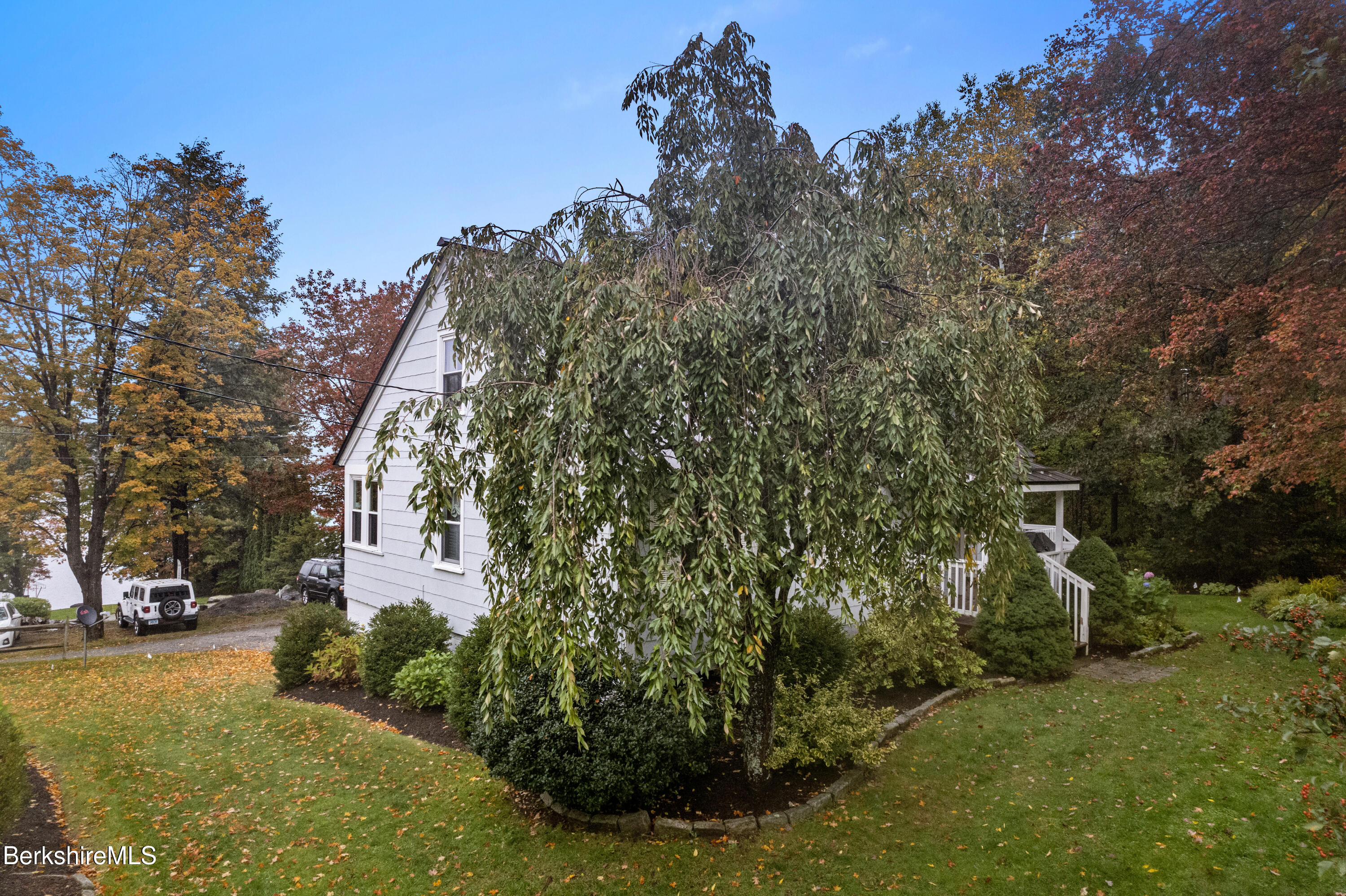 64 Pine Grove Ridge, Otis, Massachusetts image 9