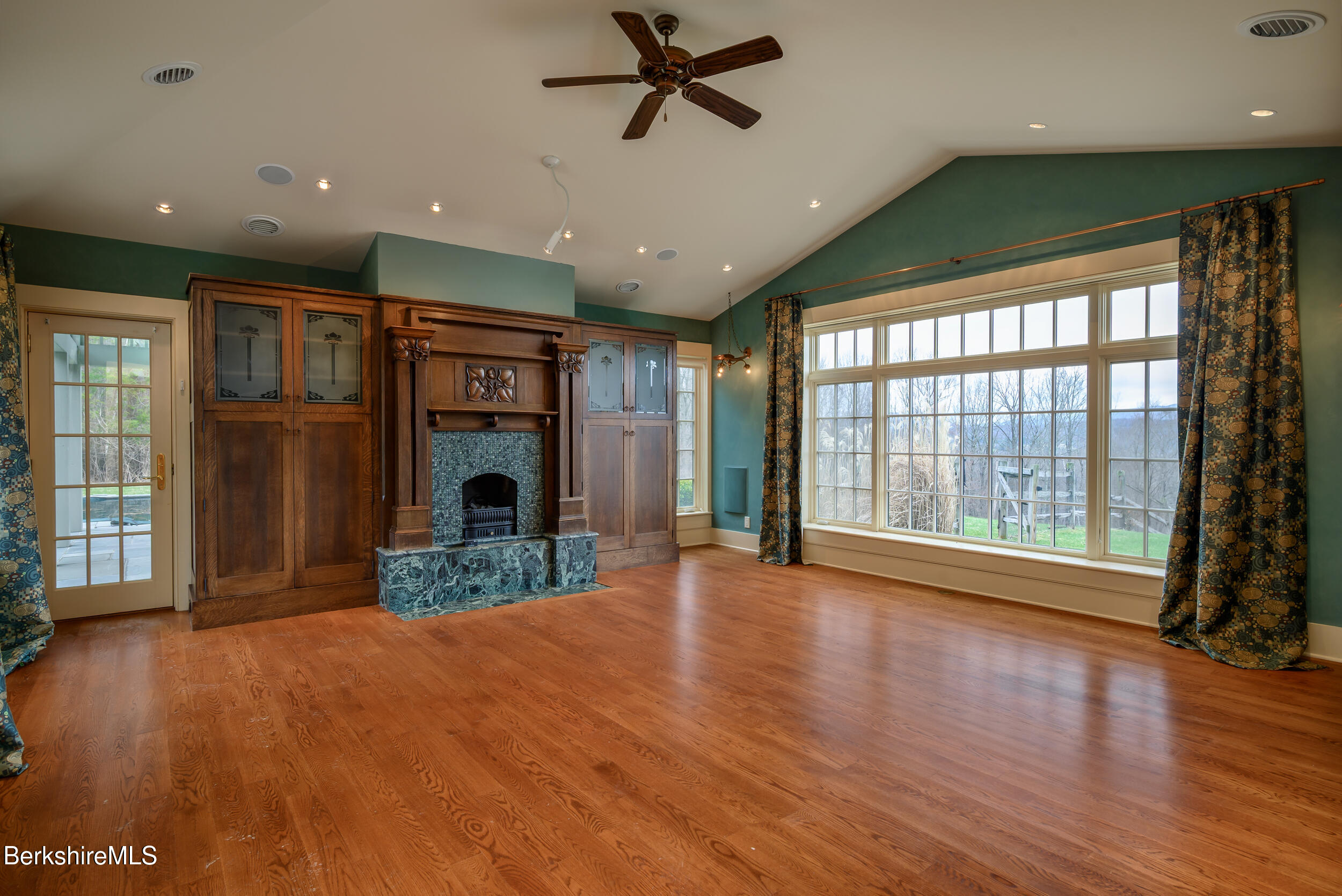 123 Chestnut St, Williamstown, Massachusetts image 40