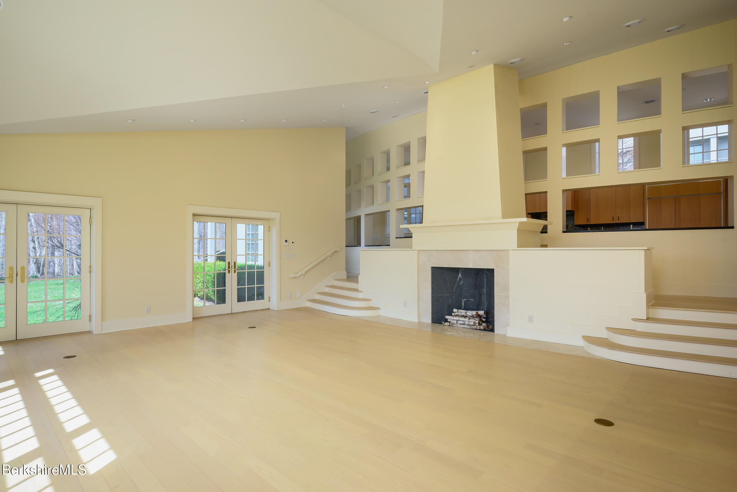 123 Chestnut St, Williamstown, Massachusetts image 22
