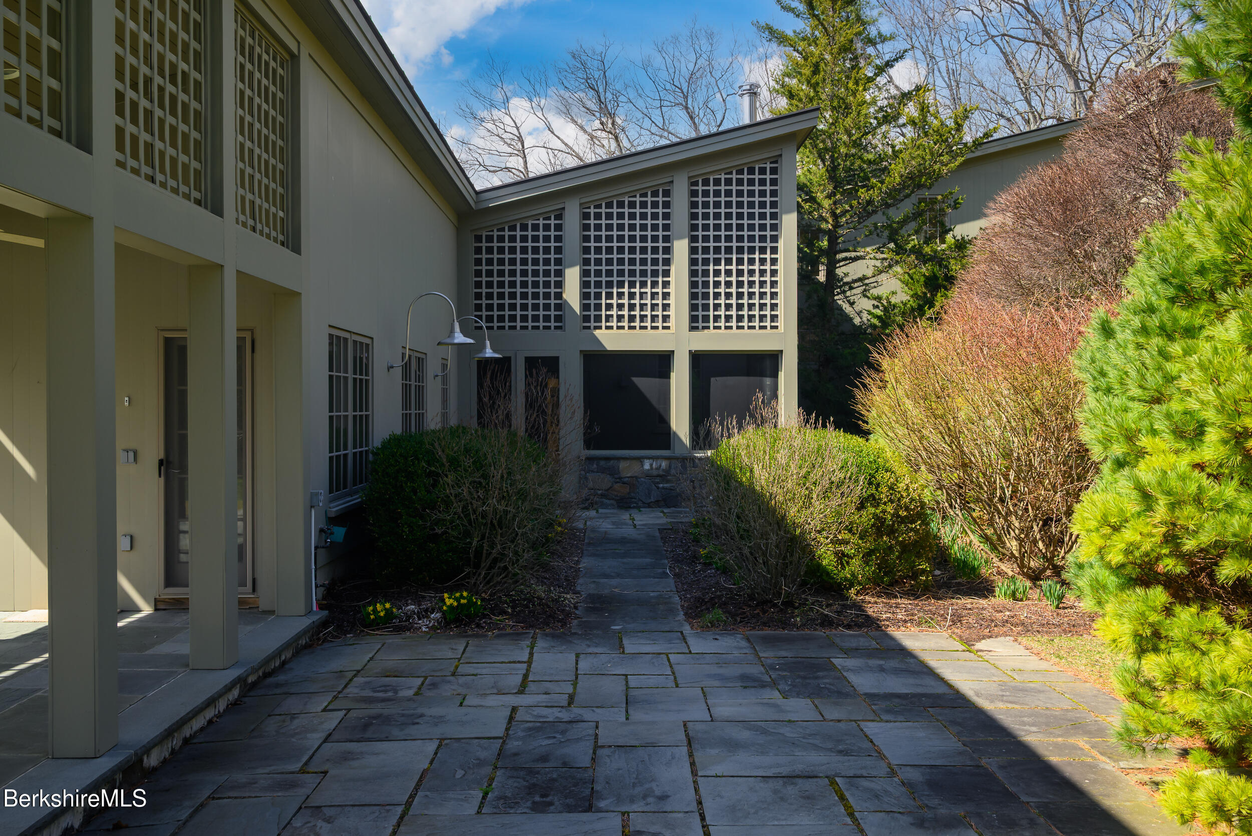 123 Chestnut St, Williamstown, Massachusetts image 13