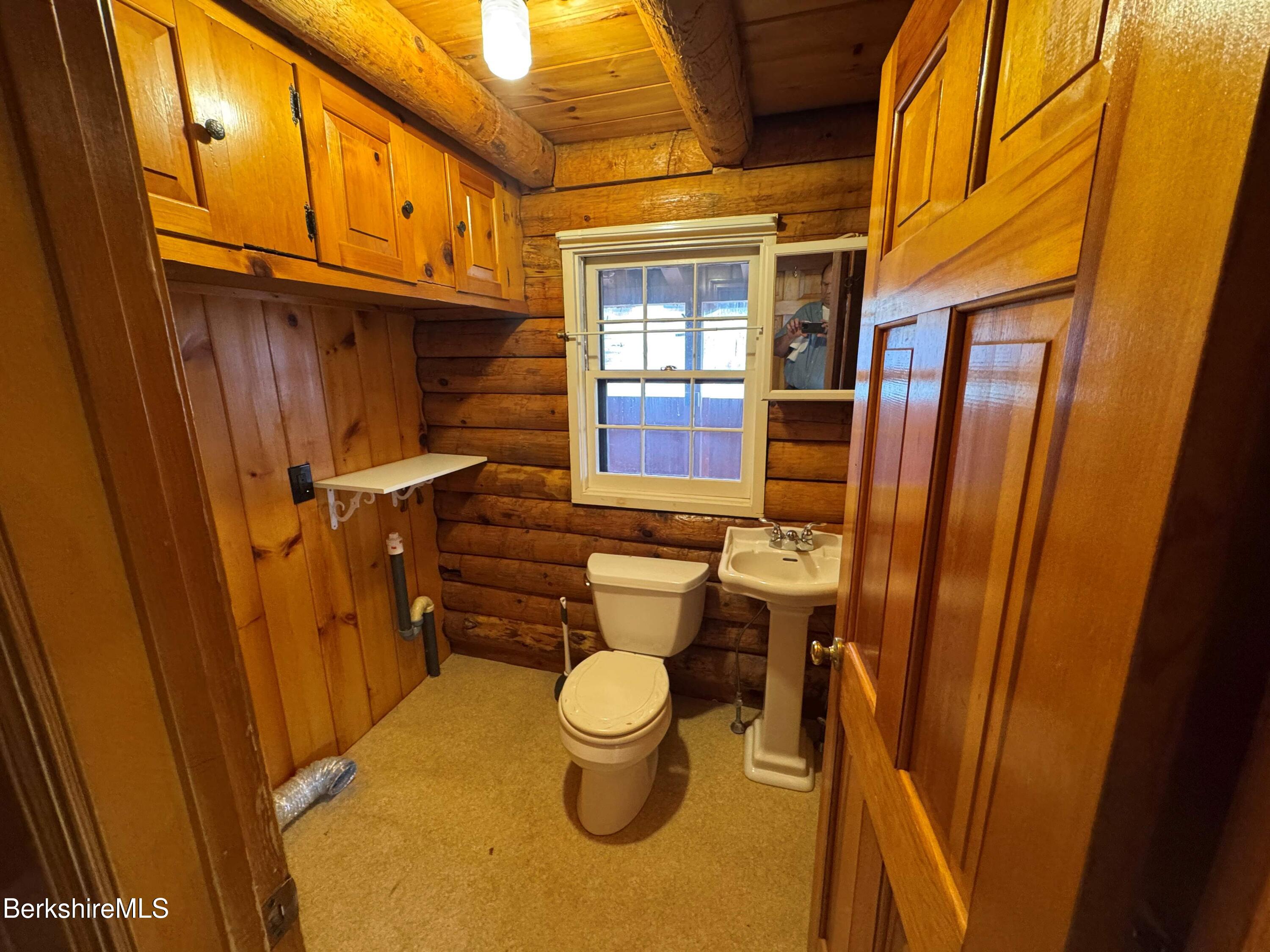 1355 River Rd, Clarksburg, Massachusetts image 10