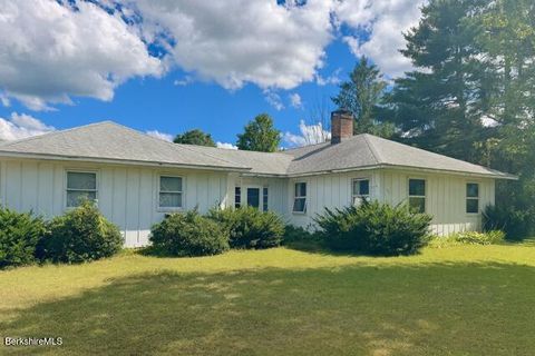 Homes For Sale - 153 E Main St<br/> Sheffield, MA 01222