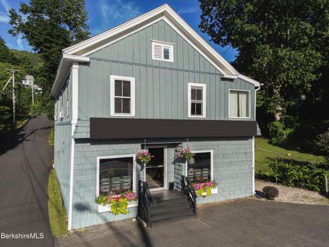 Homes For Sale - 402 Park St<br/> Berkshire County, Great Barrington, MA 01236