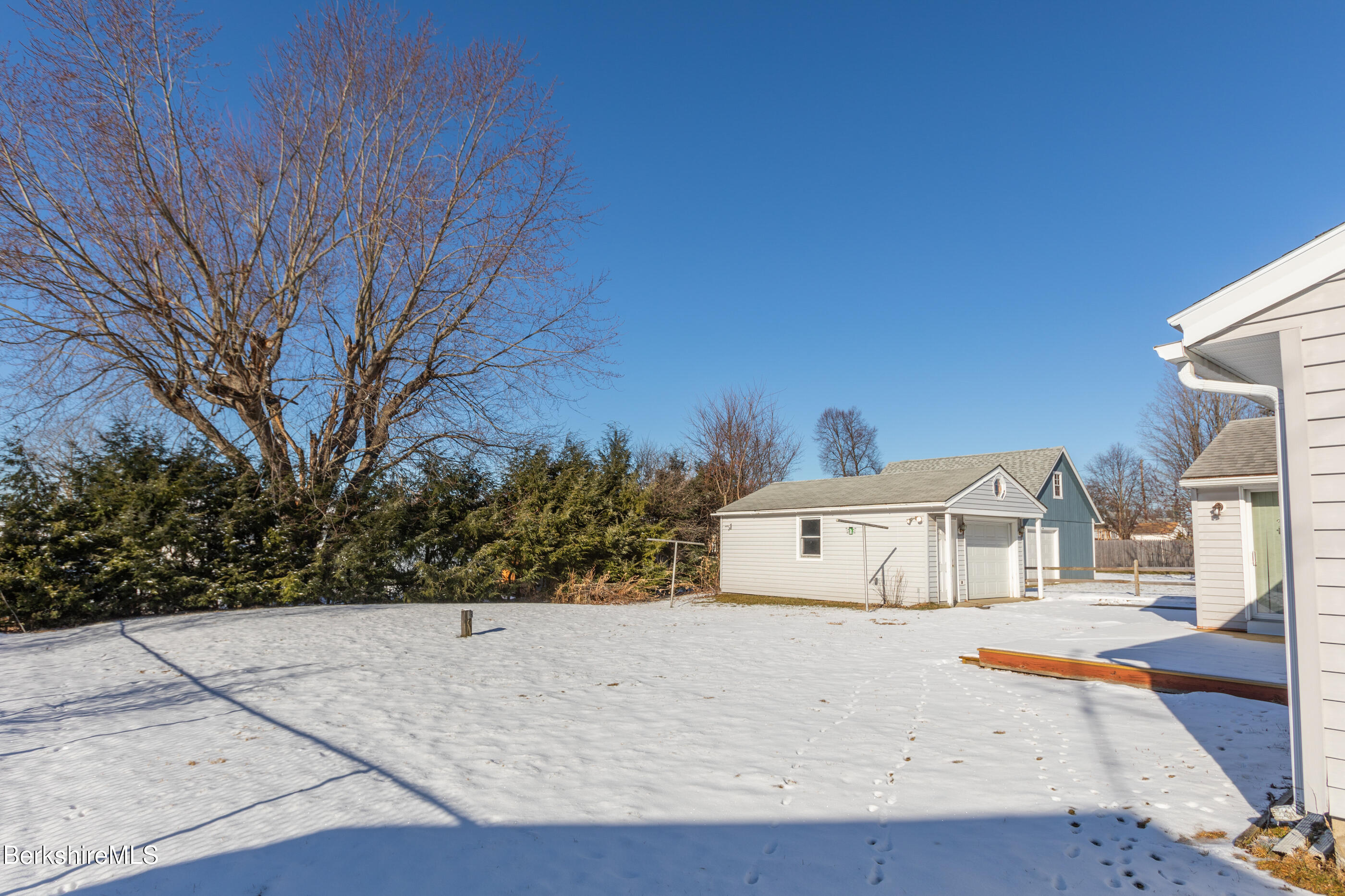 55 Eleanor Rd, Dalton, Massachusetts image 3