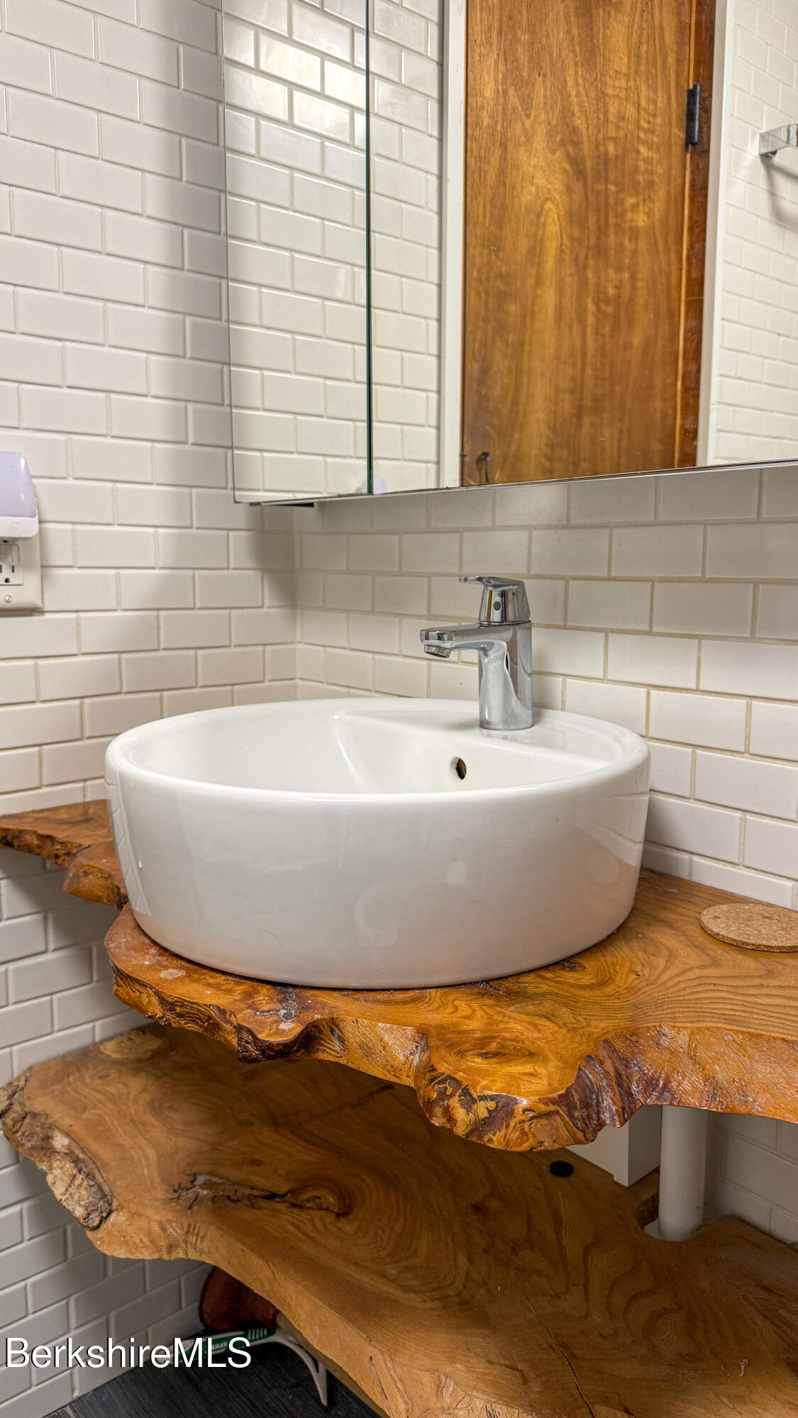 110 Access Rd, Becket, Massachusetts image 14