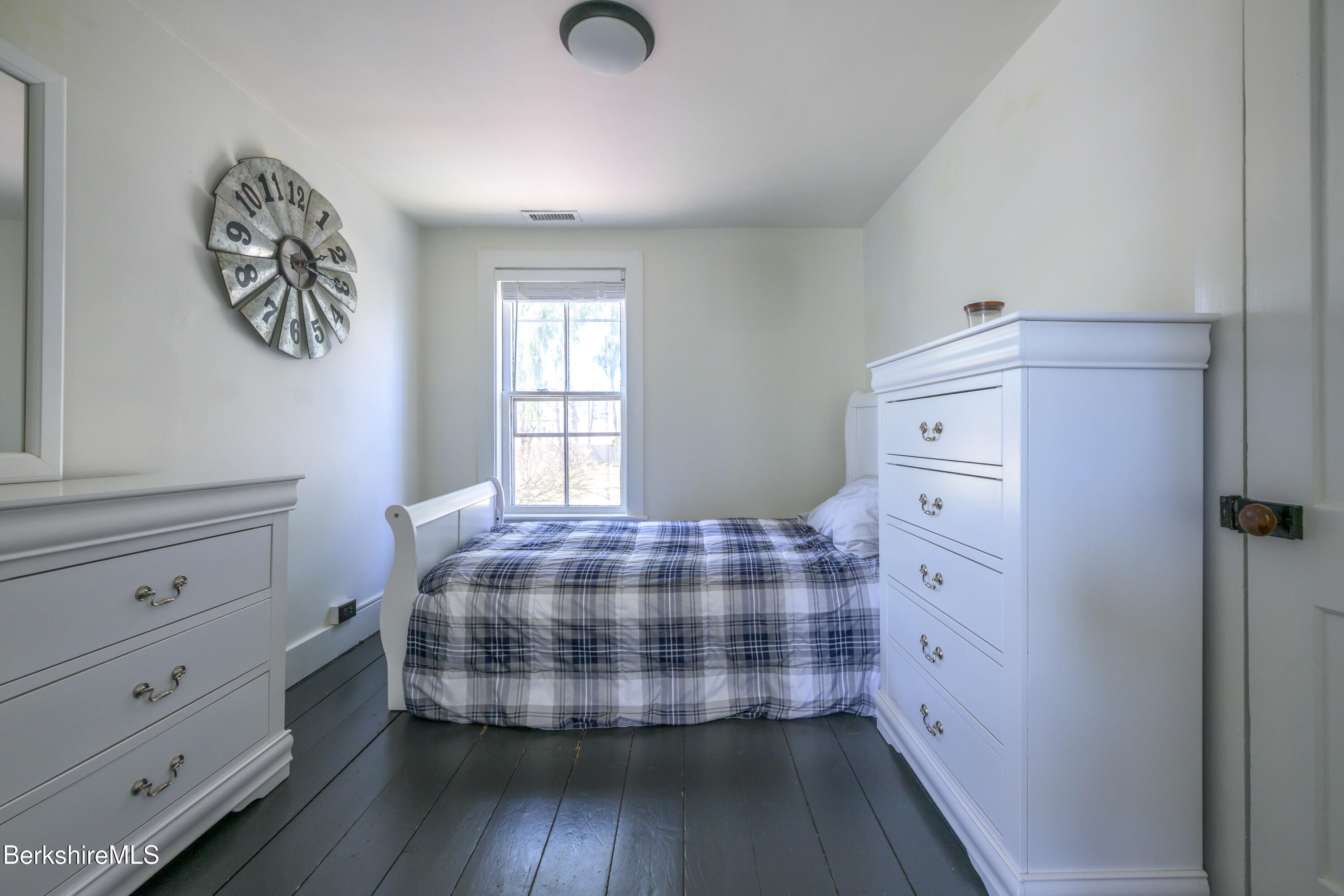 295 Prospect St, Lee, Massachusetts image 21