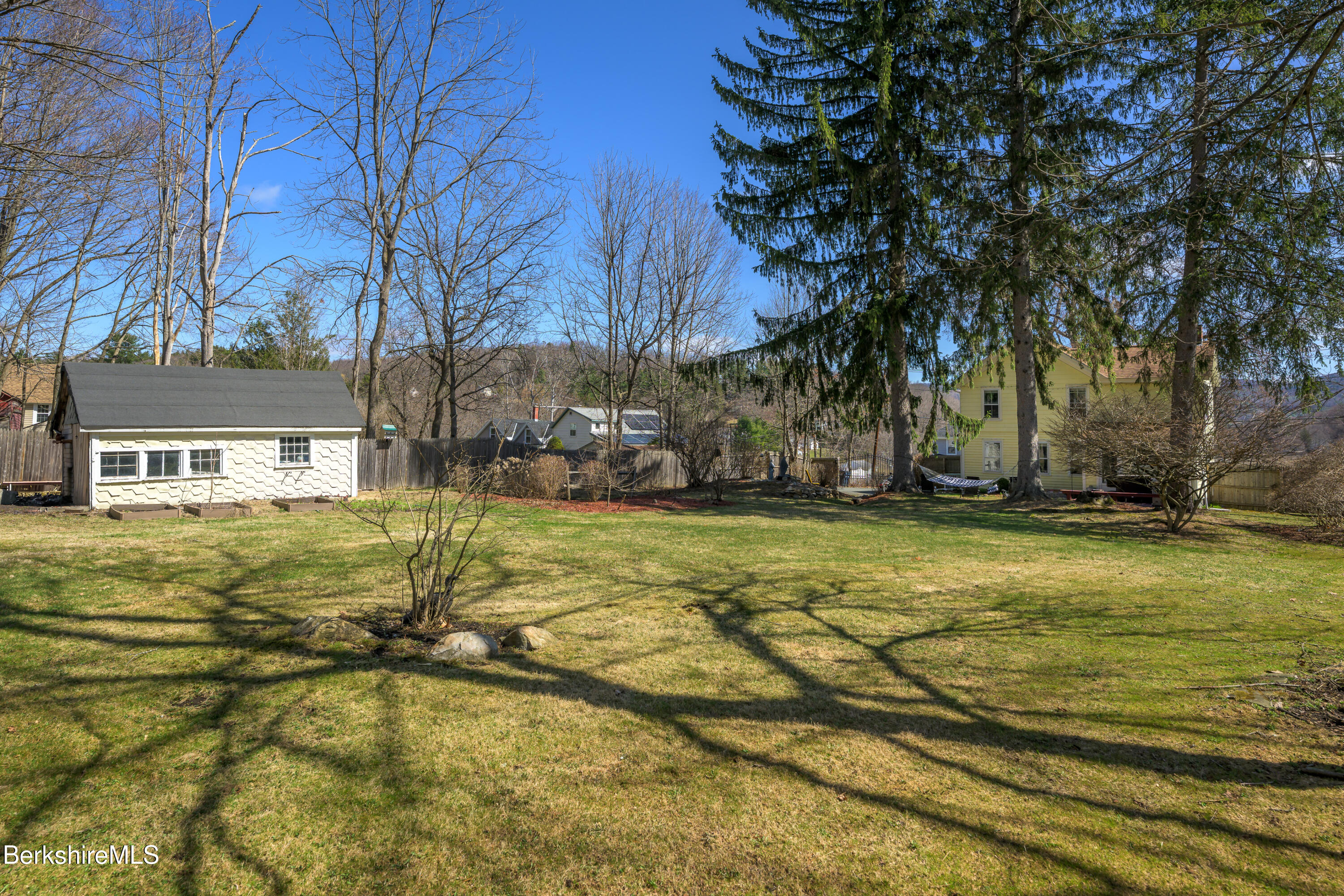 295 Prospect St, Lee, Massachusetts image 33