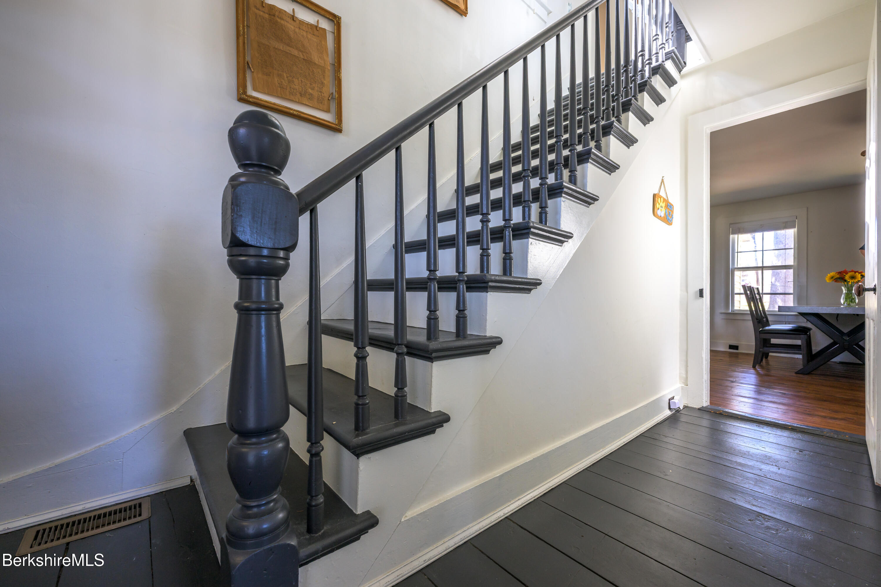 295 Prospect St, Lee, Massachusetts image 9