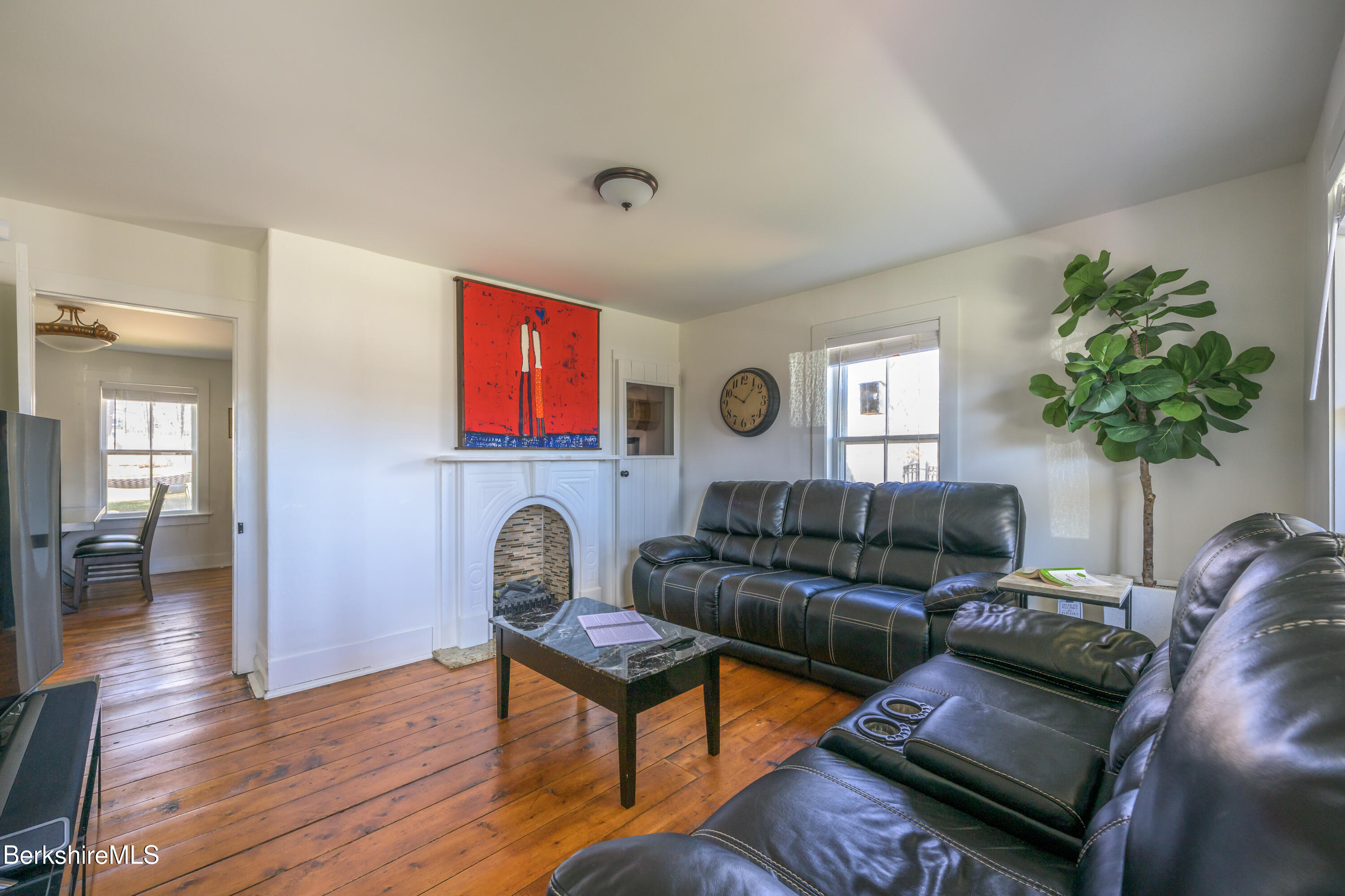 295 Prospect St, Lee, Massachusetts image 10