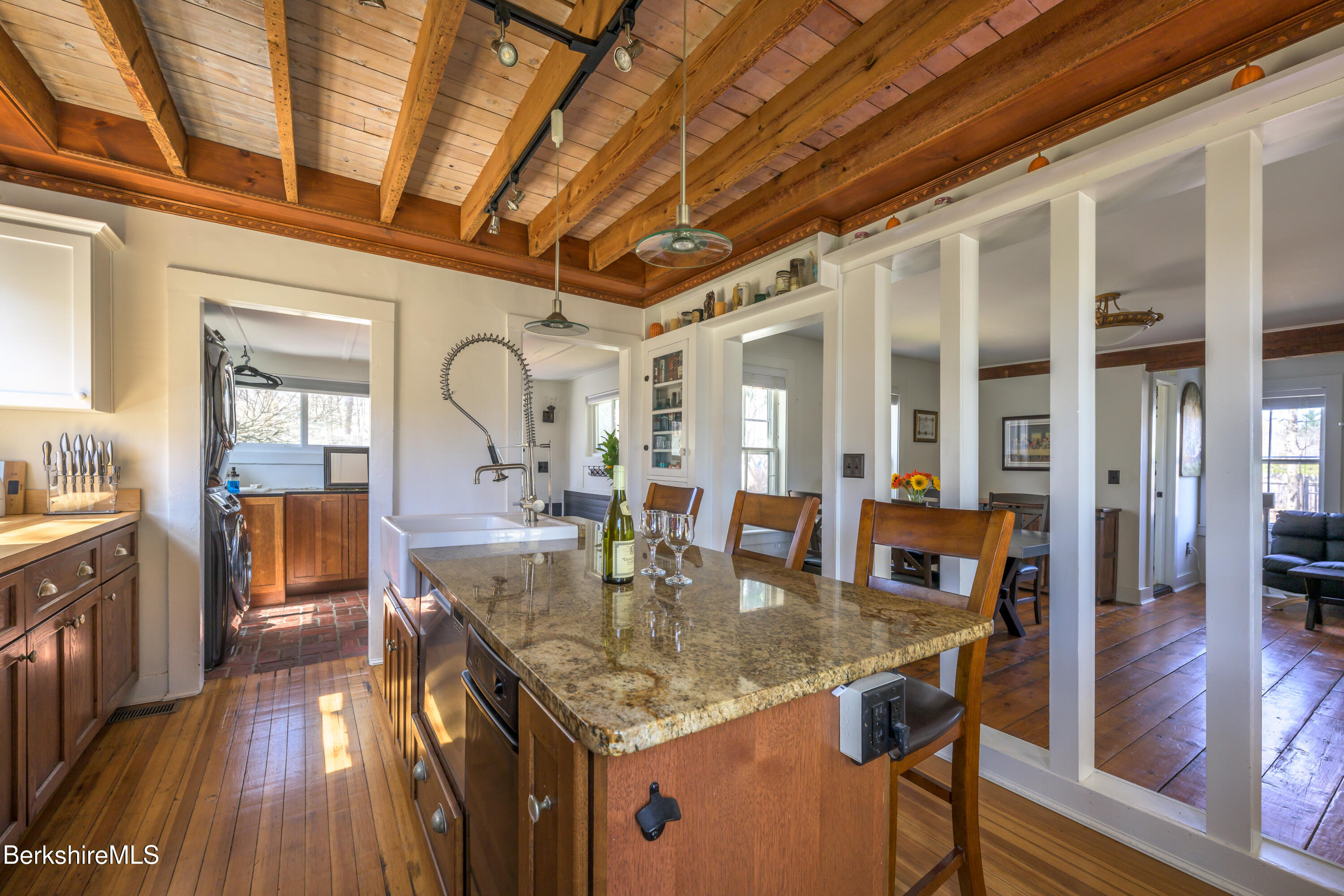 295 Prospect St, Lee, Massachusetts image 17