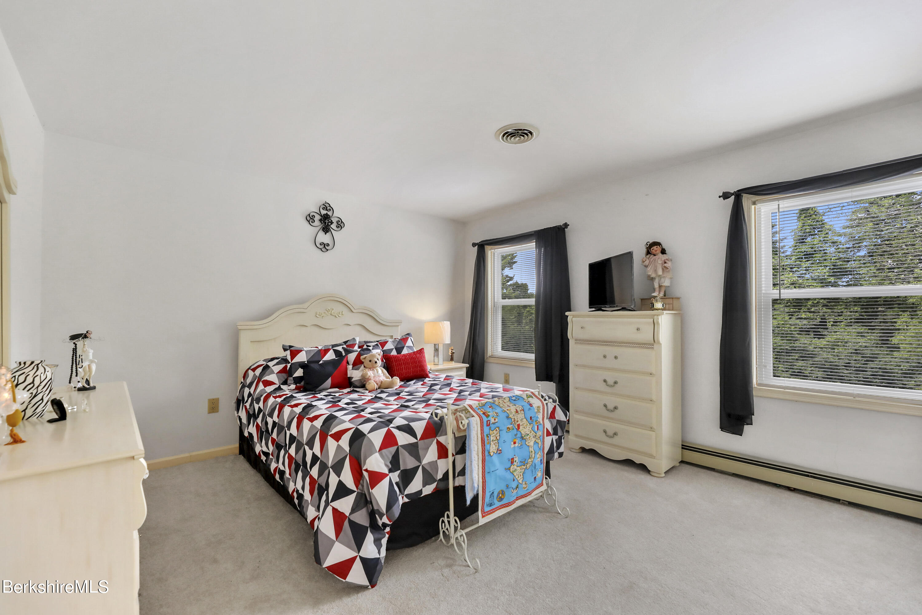 120 Parkview Ter, Lee, Massachusetts image 37