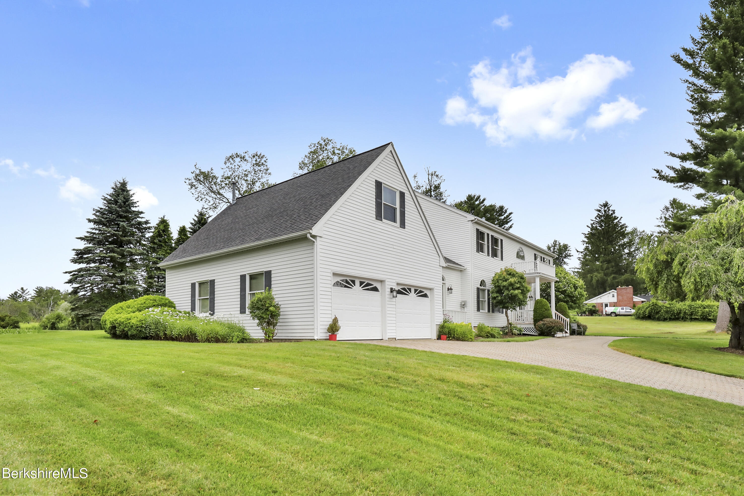 120 Parkview Ter, Lee, Massachusetts image 3