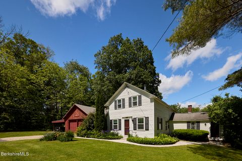 Homes For Sale - 220 N Plain Rd<br/> Great Barrington, MA 01230