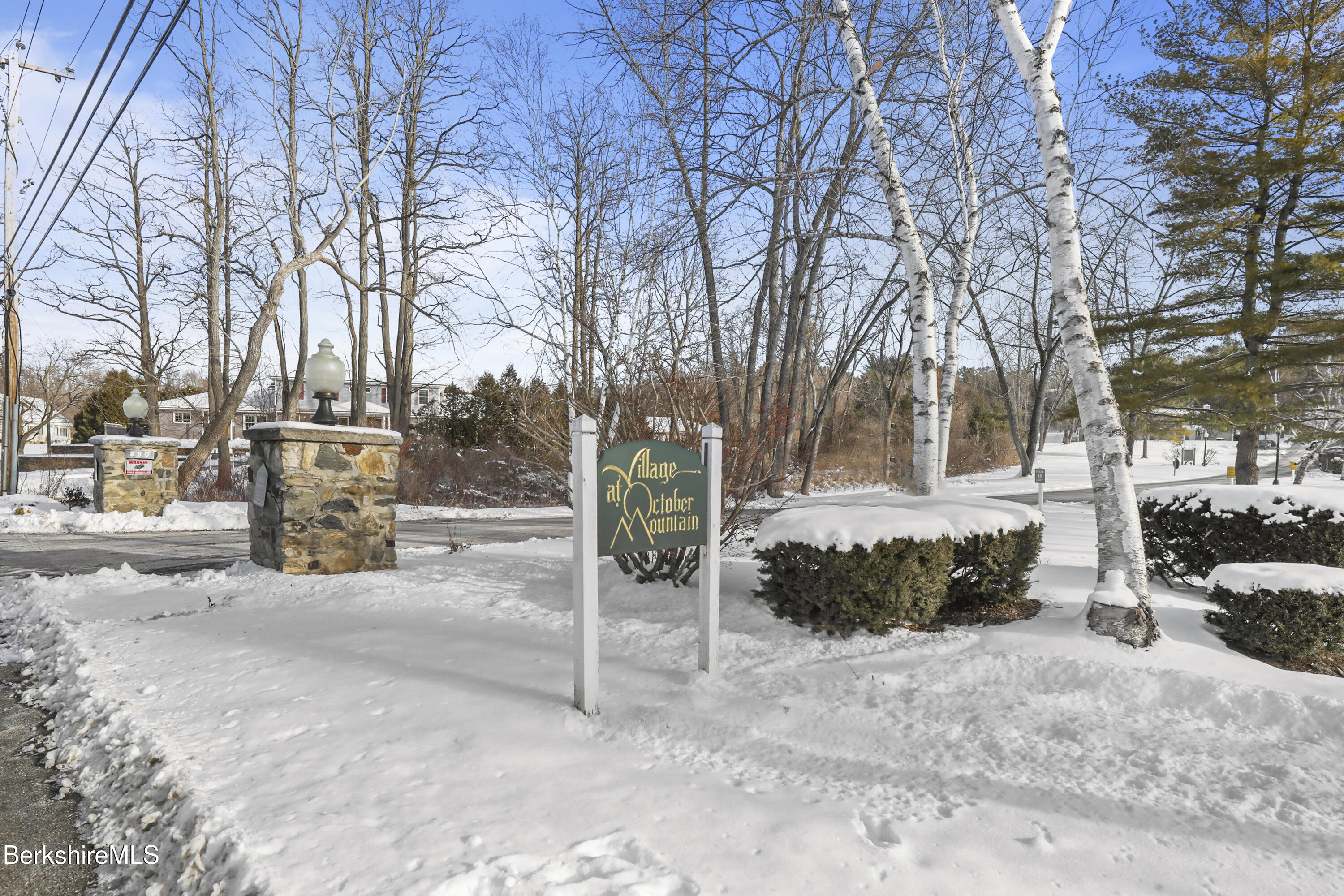 880 East St #16D, Lee, Massachusetts image 34