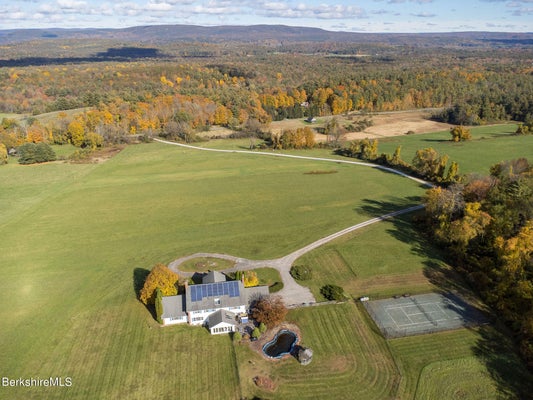 84 N EGREMONT RD, GREAT BARRINGTON, MA 01230 - Image ad7d6f907187708cffd4e4419fa2c336/2113800333