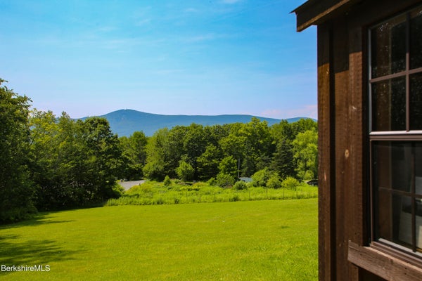 472 & 0 UPPER E HOOSAC ST, ADAMS, MA 01220 - Image adc83eeb00a1325bd55deb133a8c6f79/196088358