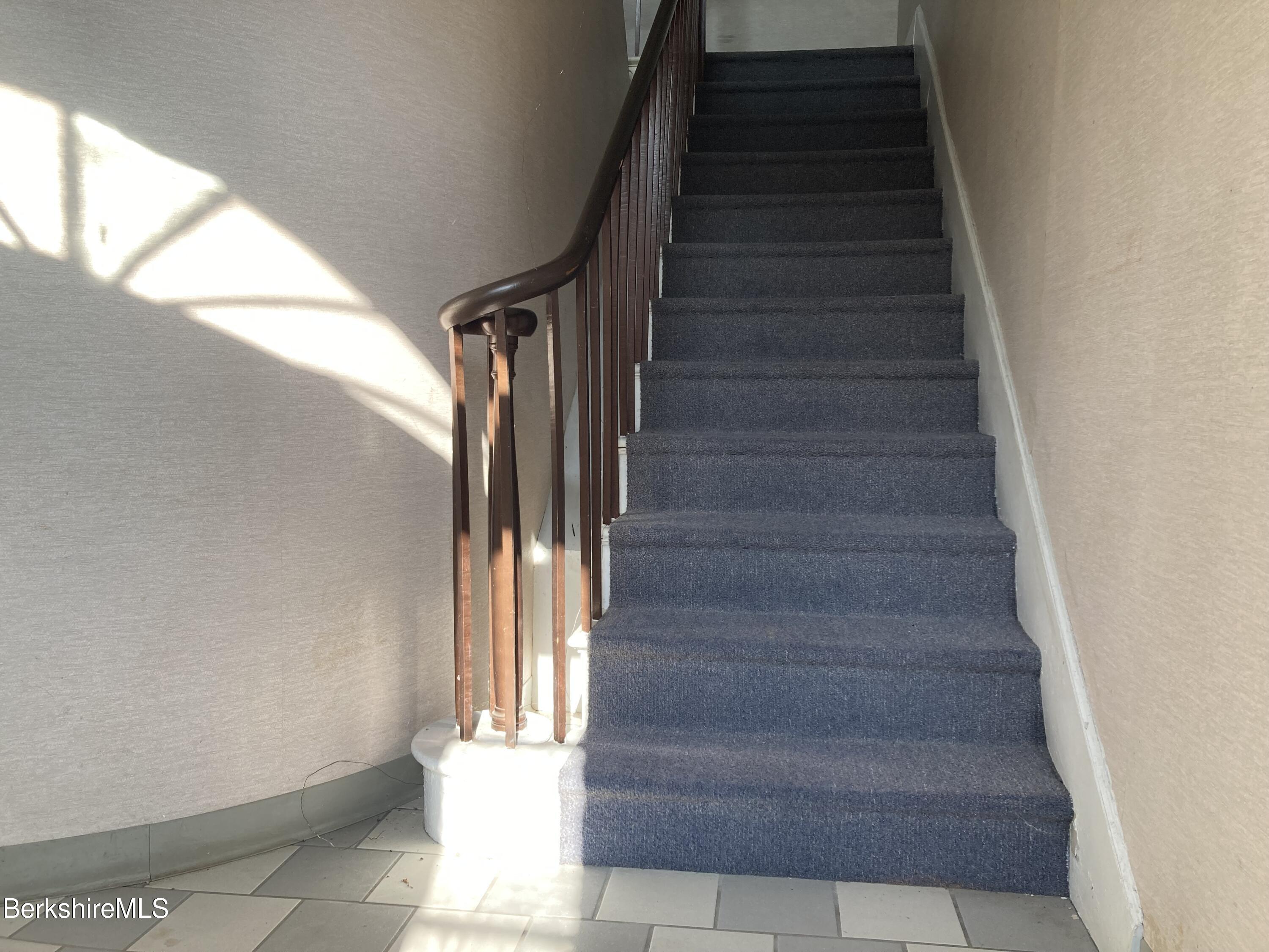 Pittsfield, Massachusetts 01201, United States, ,1 BathroomBathrooms,Commercial,Active,65001