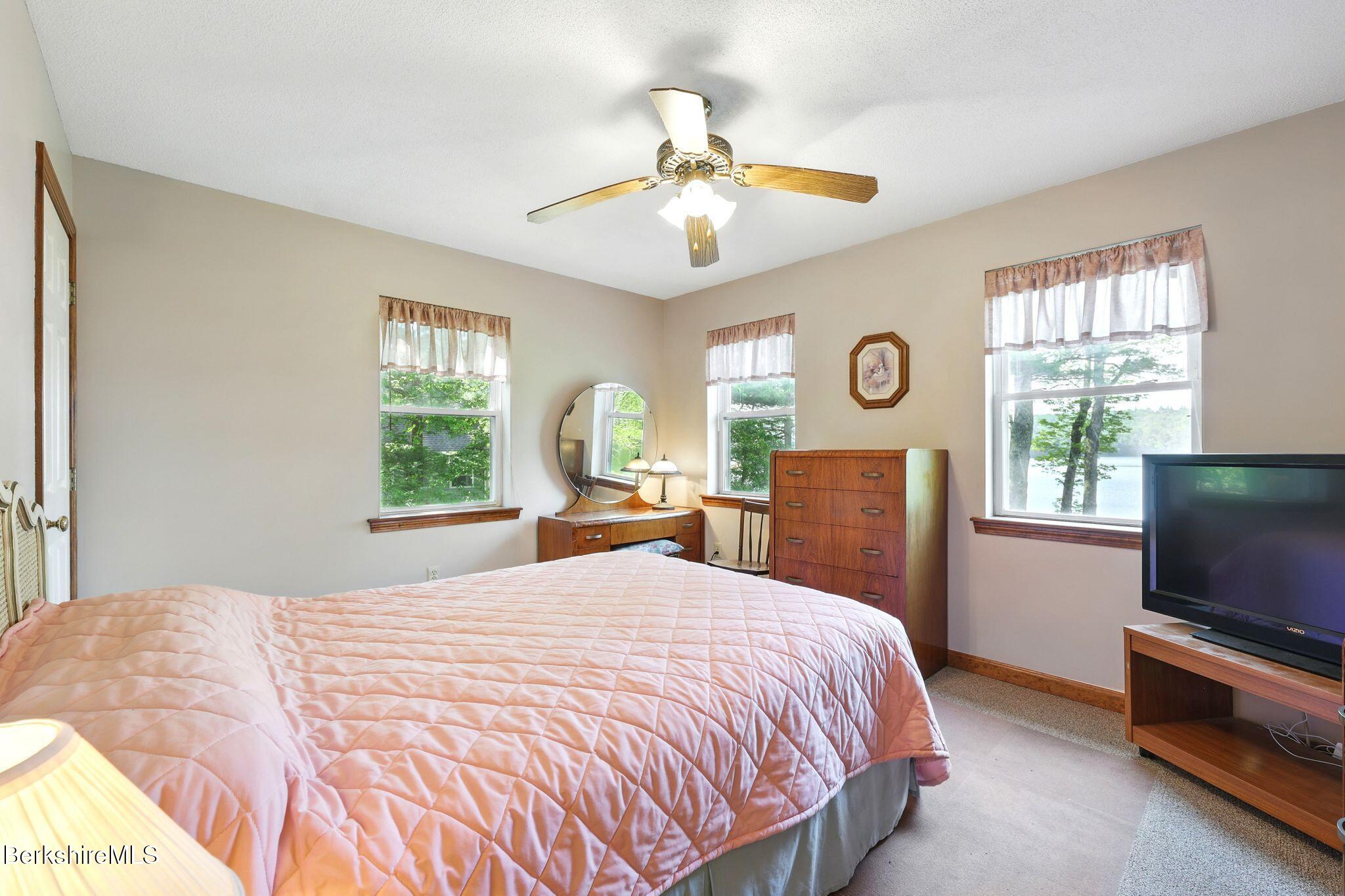 191 Moreau Rd, Tolland, Massachusetts image 32