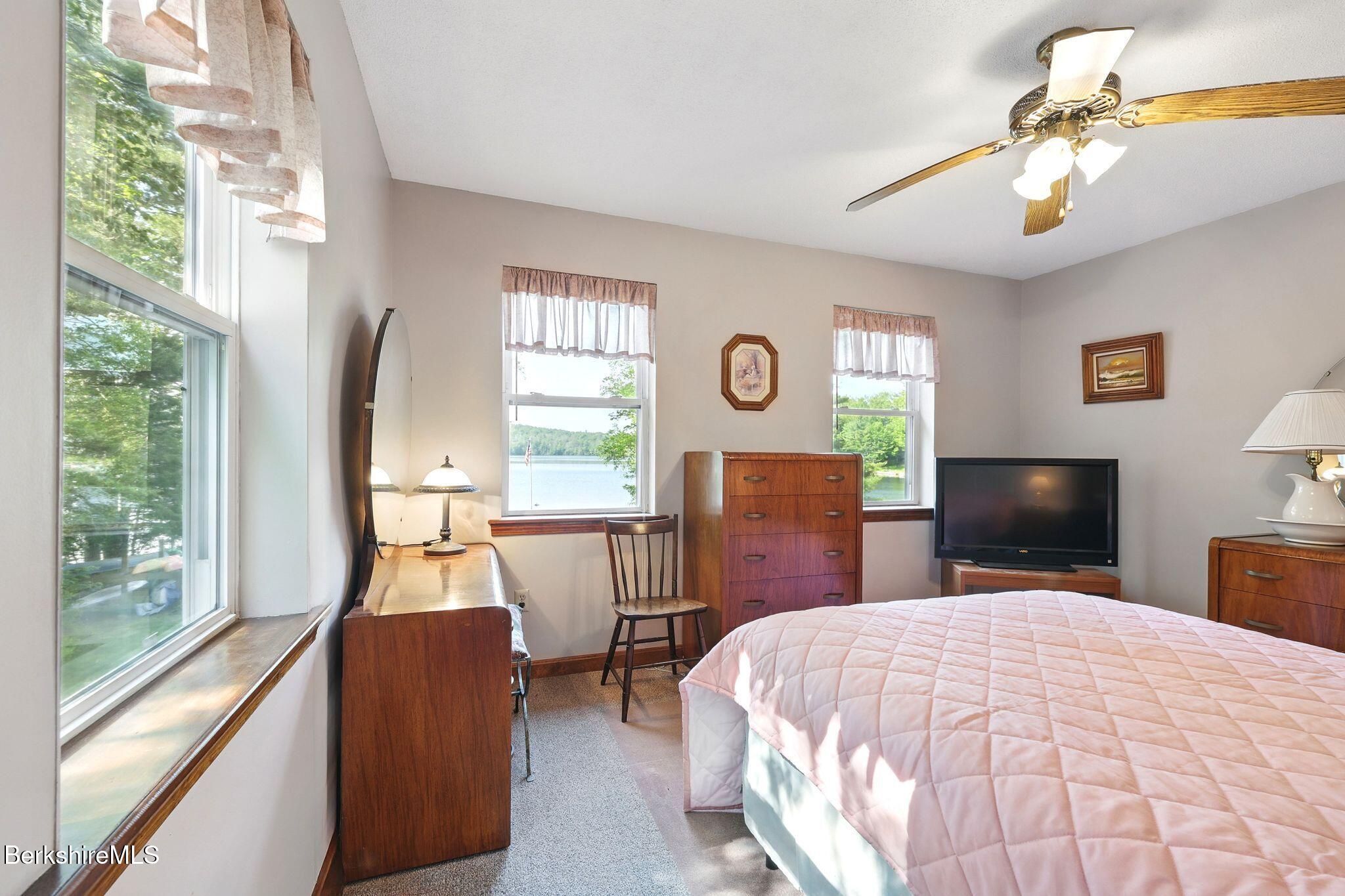 191 Moreau Rd, Tolland, Massachusetts image 33
