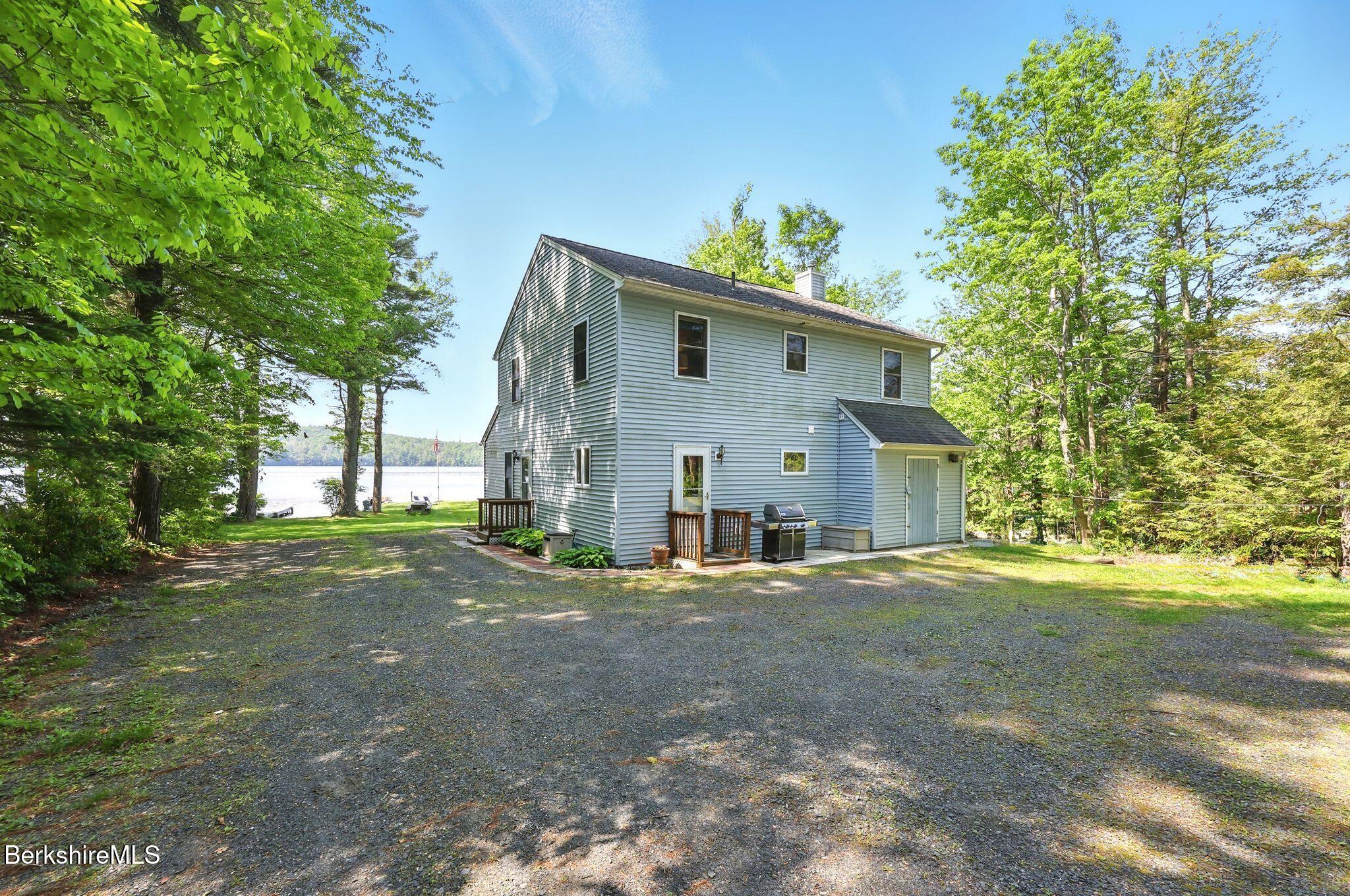 191 Moreau Rd, Tolland, Massachusetts image 39