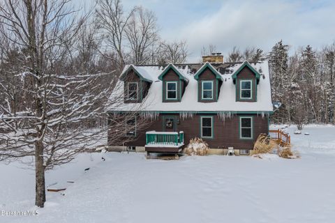 Homes For Sale - 593 Woodmere Rd<br/> Becket, MA 01223