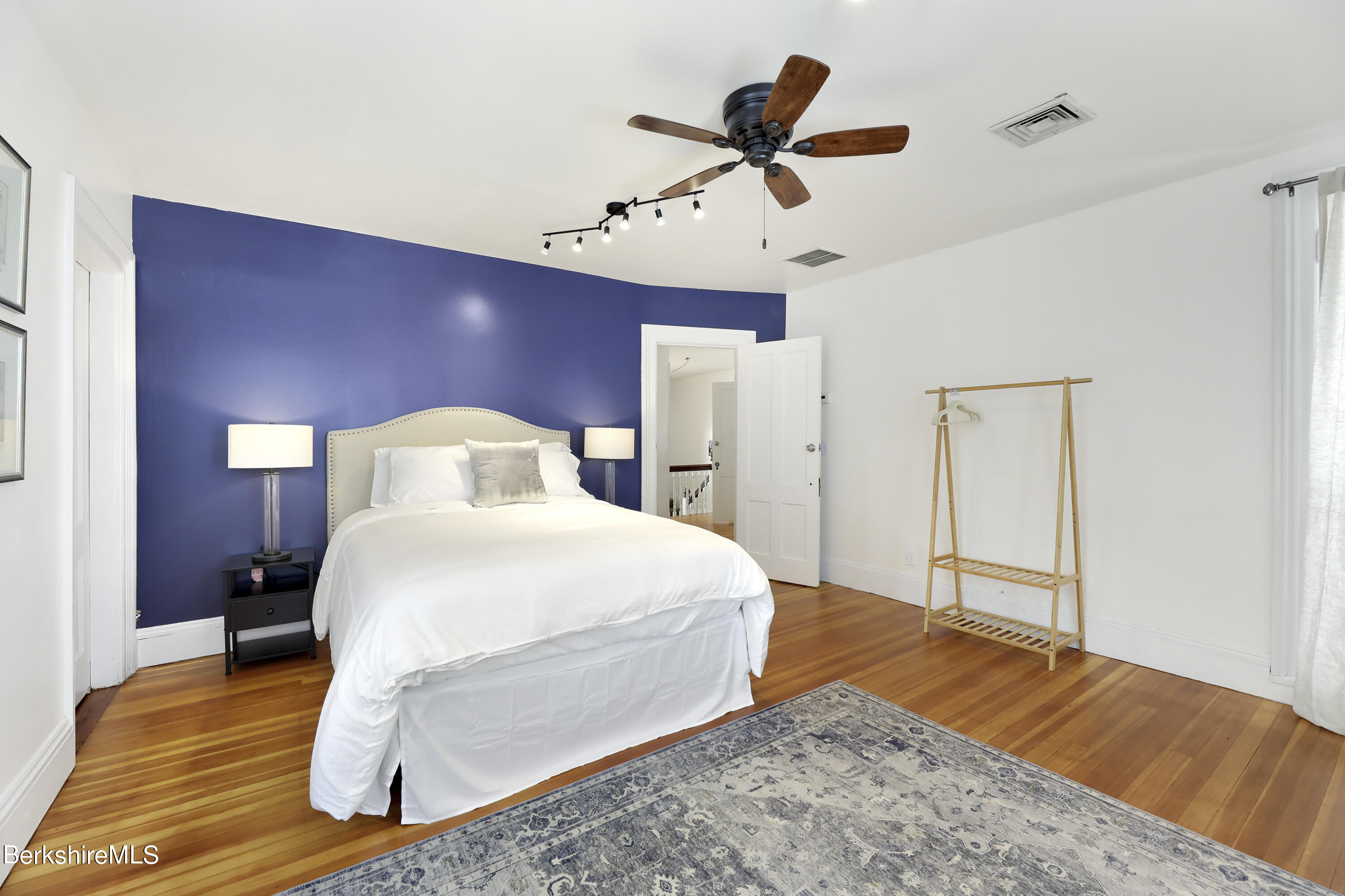 Pittsfield, Massachusetts 01201, United States, ,3 BathroomsBathrooms,Commercial,Active,216860