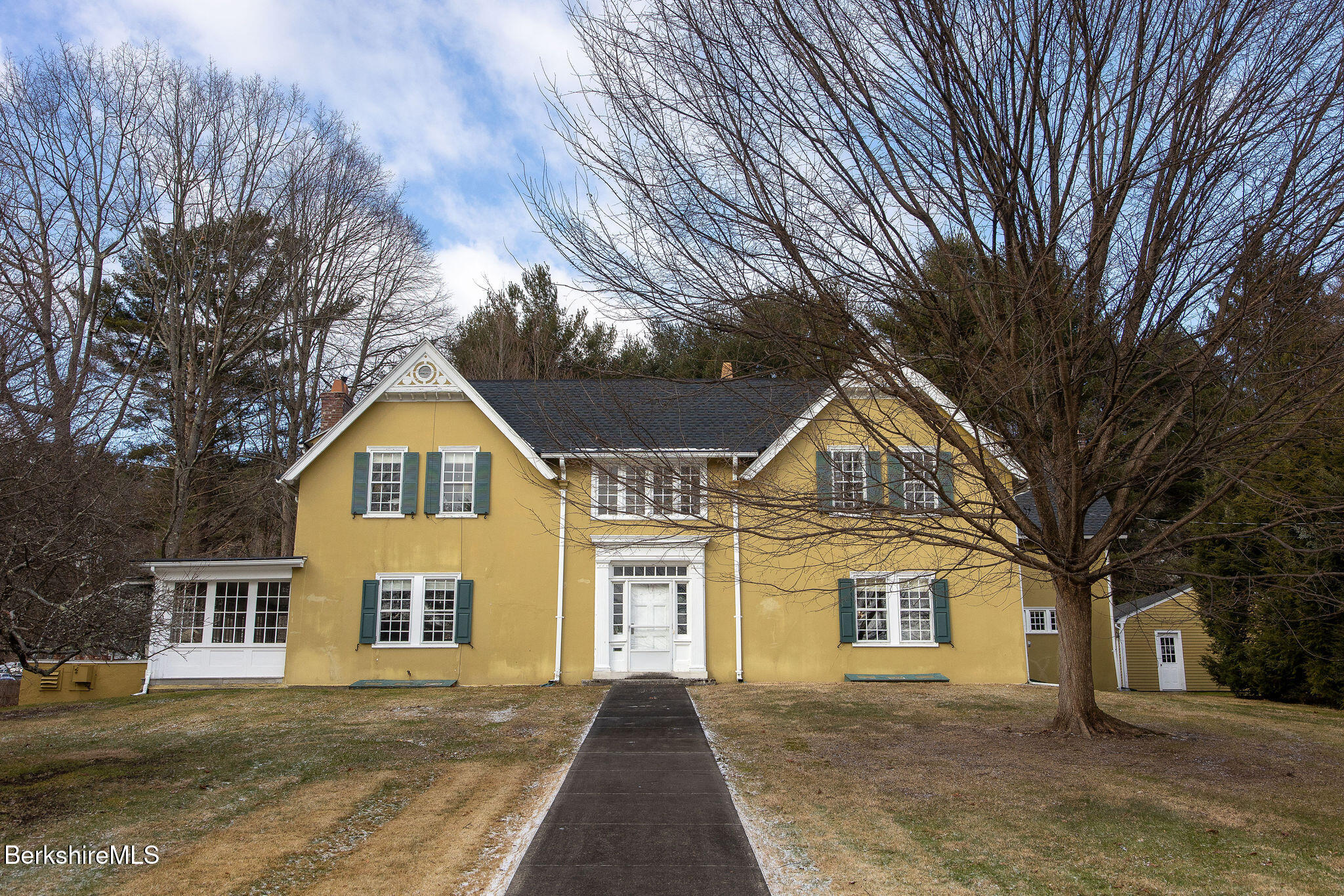 82 West Ave, Great Barrington, Massachusetts image 1