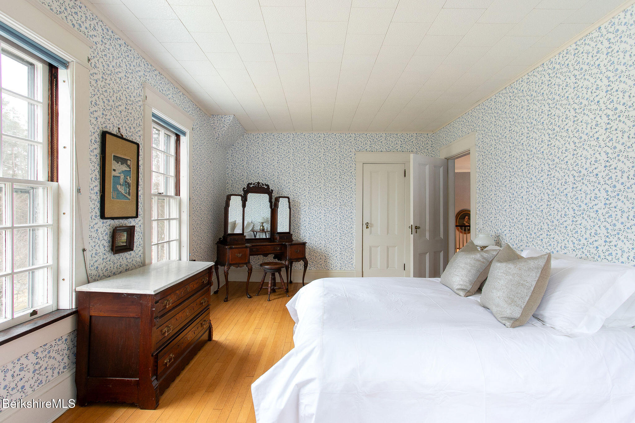 82 West Ave, Great Barrington, Massachusetts image 38