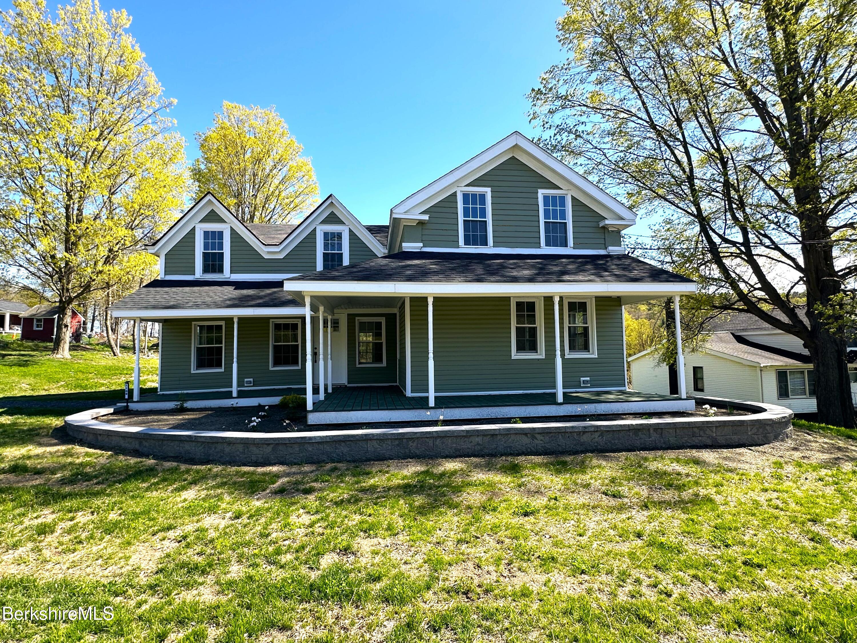 1108 St  Rt 295 Pkwy, East Chatham, New York image 1