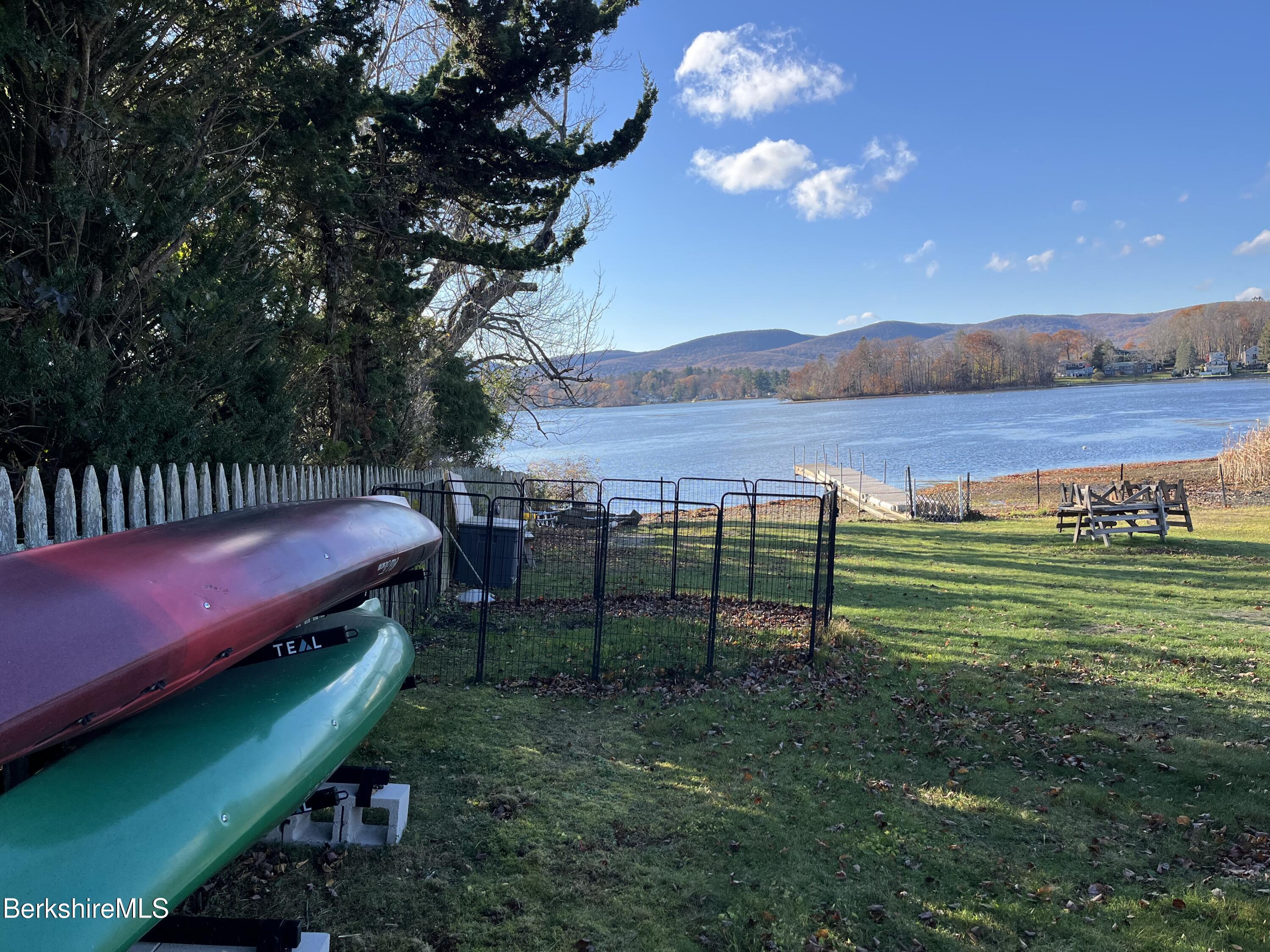 Lanesborough, Massachusetts 01237, United States, 1 Bedroom Bedrooms, ,1 BathroomBathrooms,Residential,Active,242014