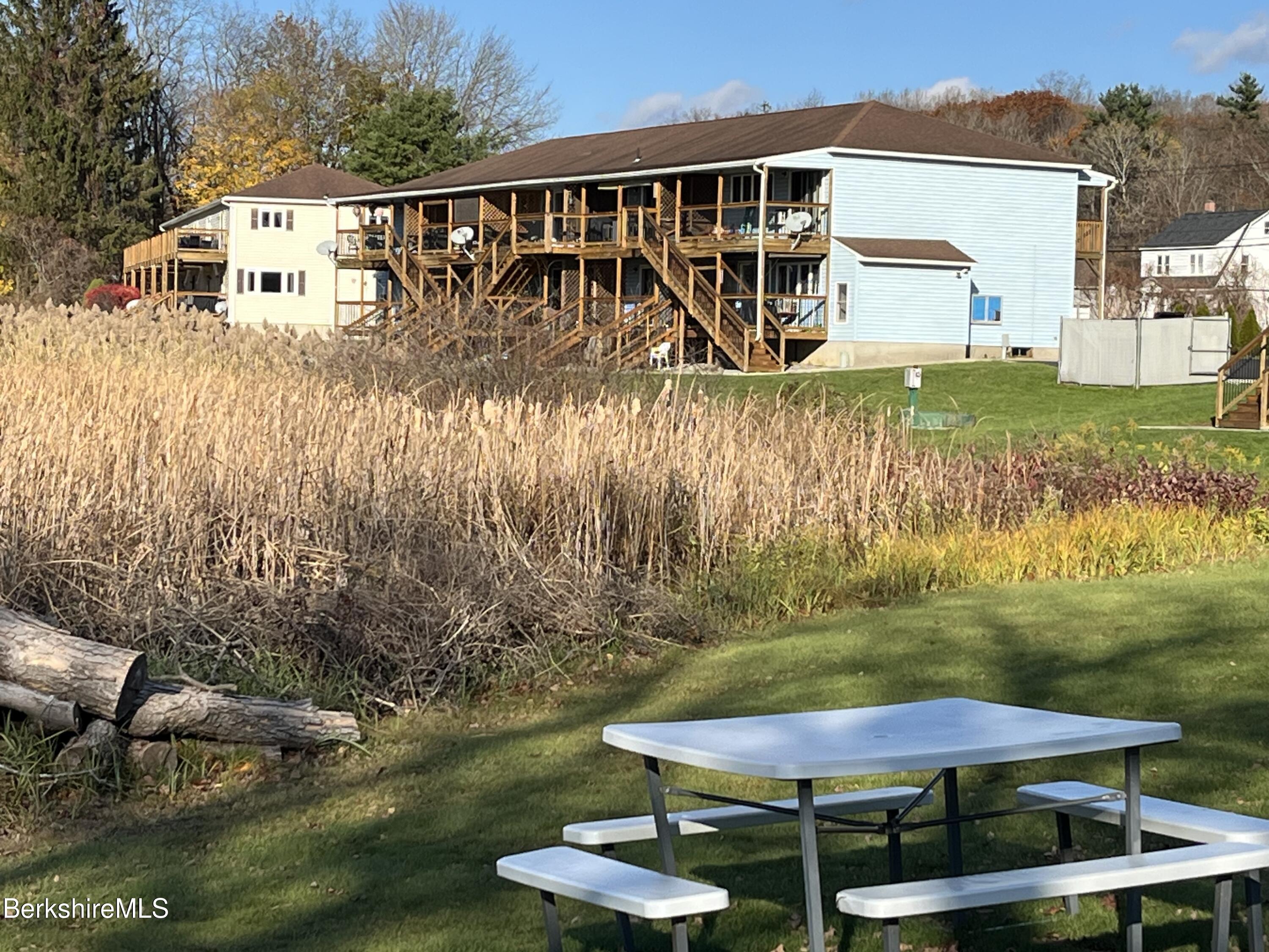 Lanesborough, Massachusetts 01237, United States, 1 Bedroom Bedrooms, ,1 BathroomBathrooms,Residential,Active,242014