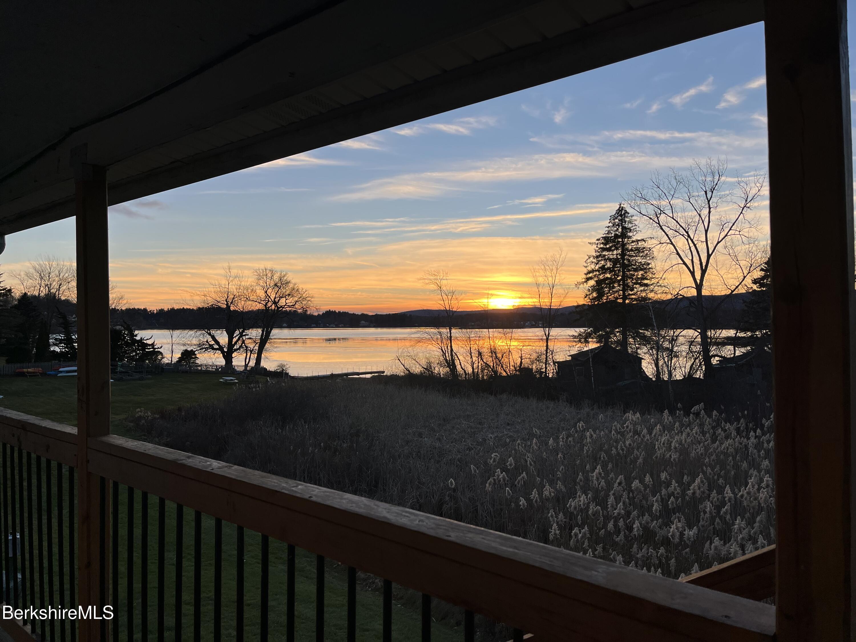 Lanesborough, Massachusetts 01237, United States, 1 Bedroom Bedrooms, ,1 BathroomBathrooms,Residential,Active,242014