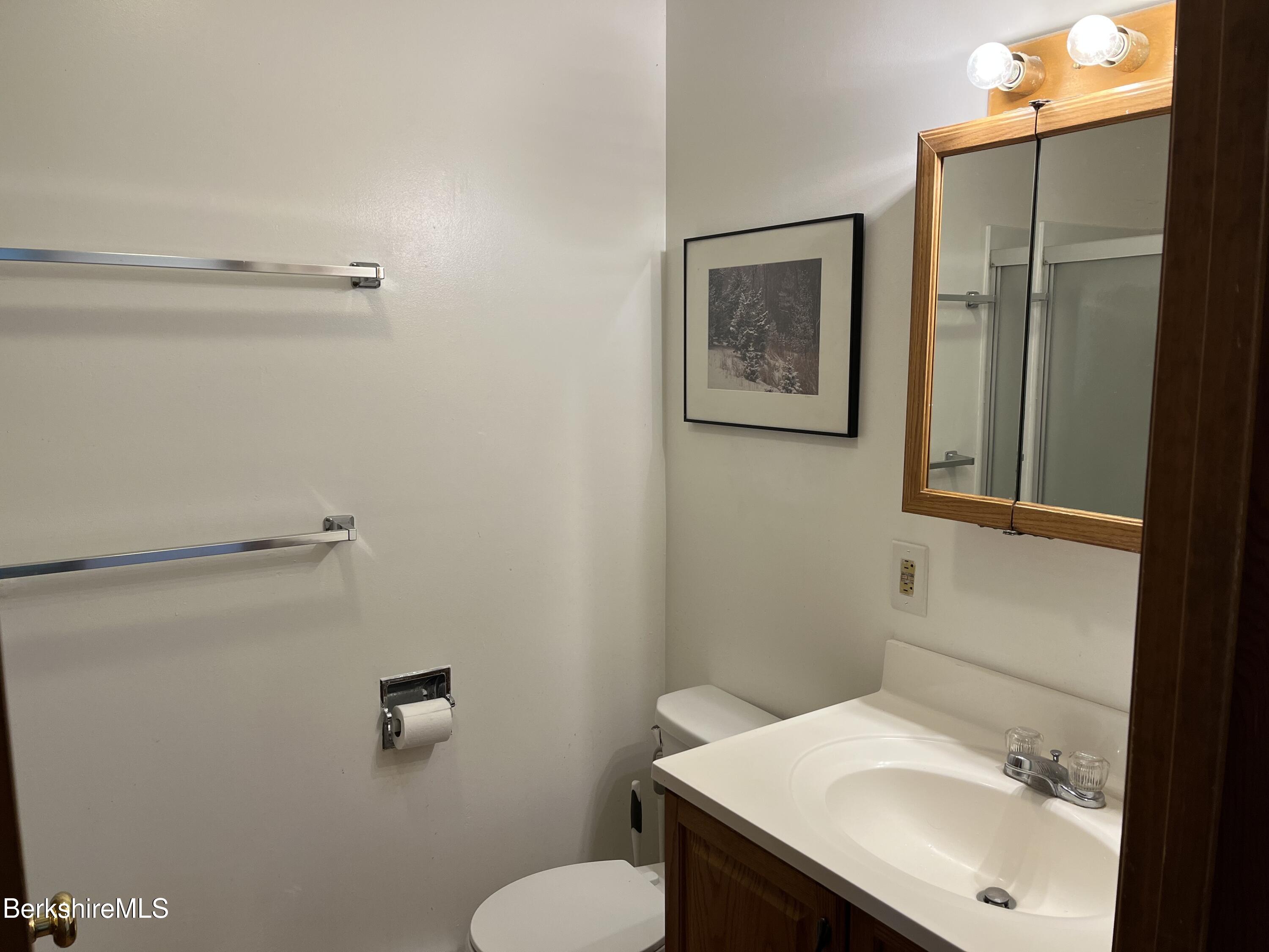 Lanesborough, Massachusetts 01237, United States, 1 Bedroom Bedrooms, ,1 BathroomBathrooms,Residential,Active,242014