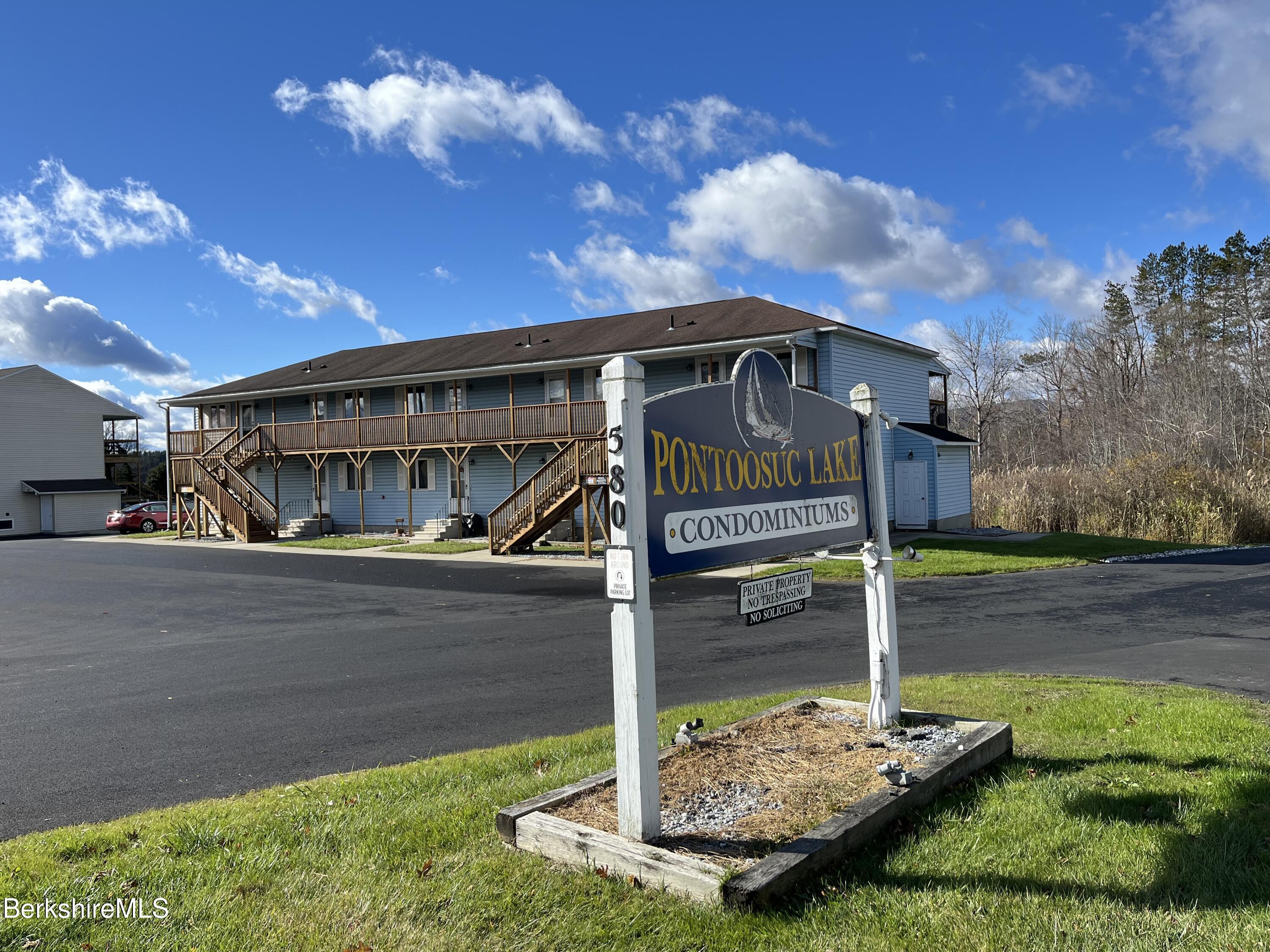 Lanesborough, Massachusetts 01237, United States, 1 Bedroom Bedrooms, ,1 BathroomBathrooms,Residential,Active,242014