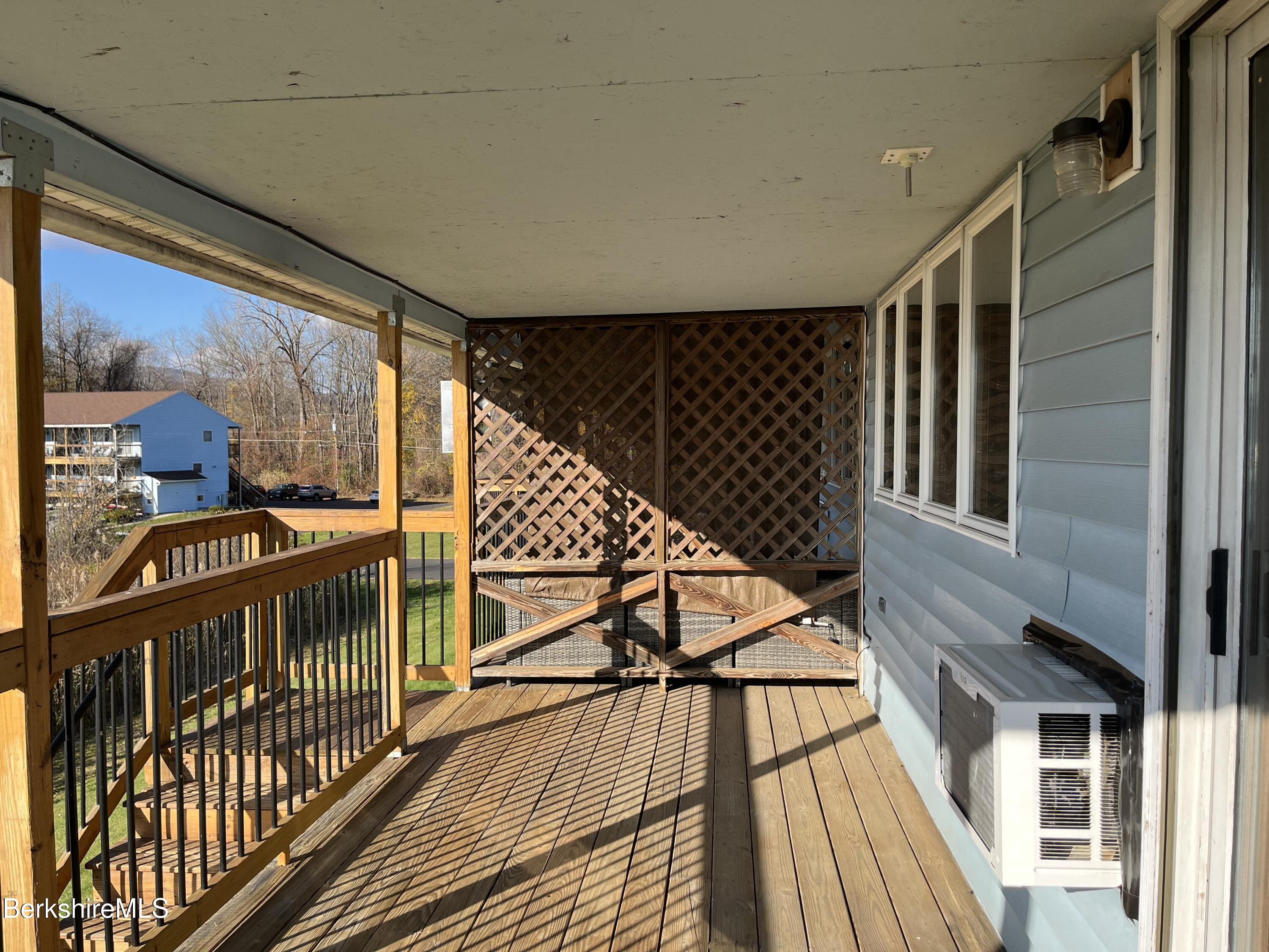 Lanesborough, Massachusetts 01237, United States, 1 Bedroom Bedrooms, ,1 BathroomBathrooms,Residential,Active,242014