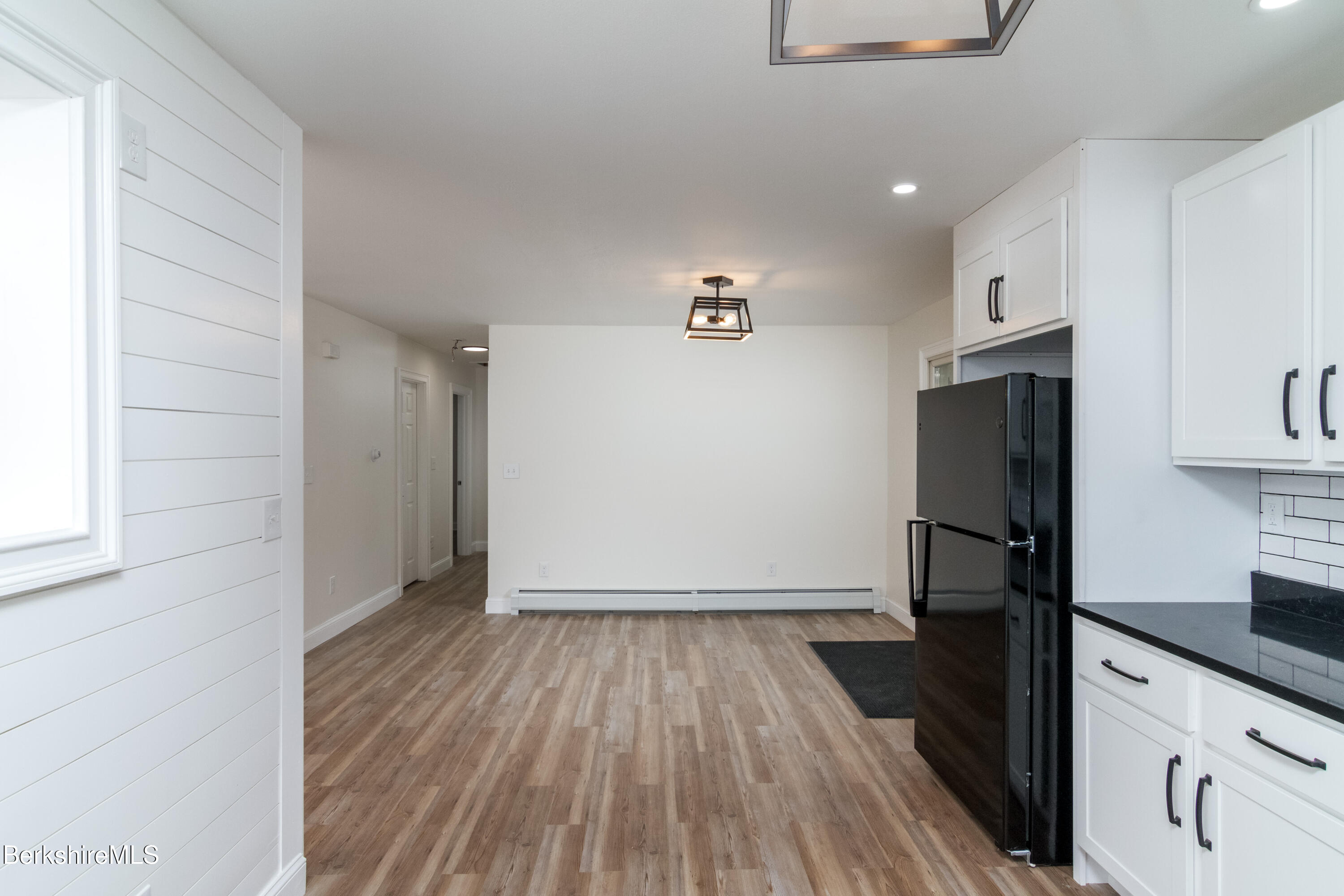632 N State Rd, Cheshire, Massachusetts image 4