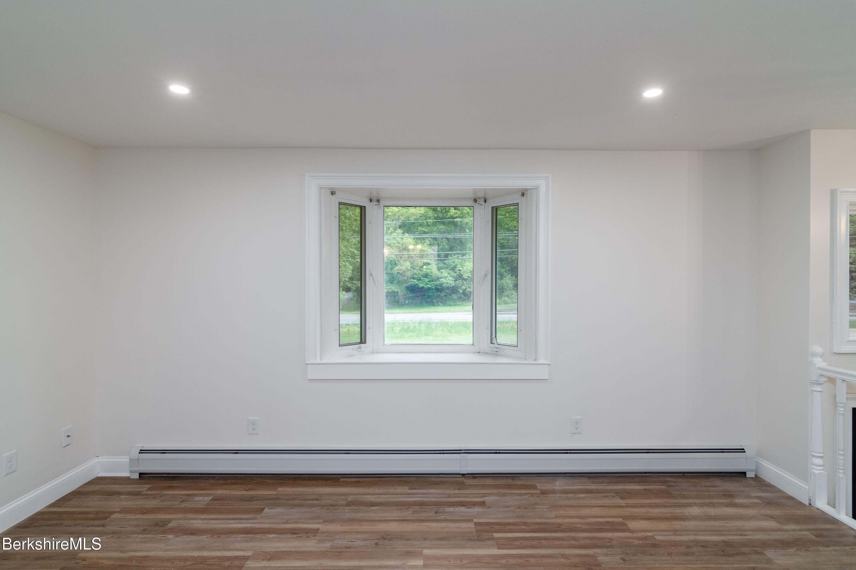 632 N State Rd, Cheshire, Massachusetts image 5