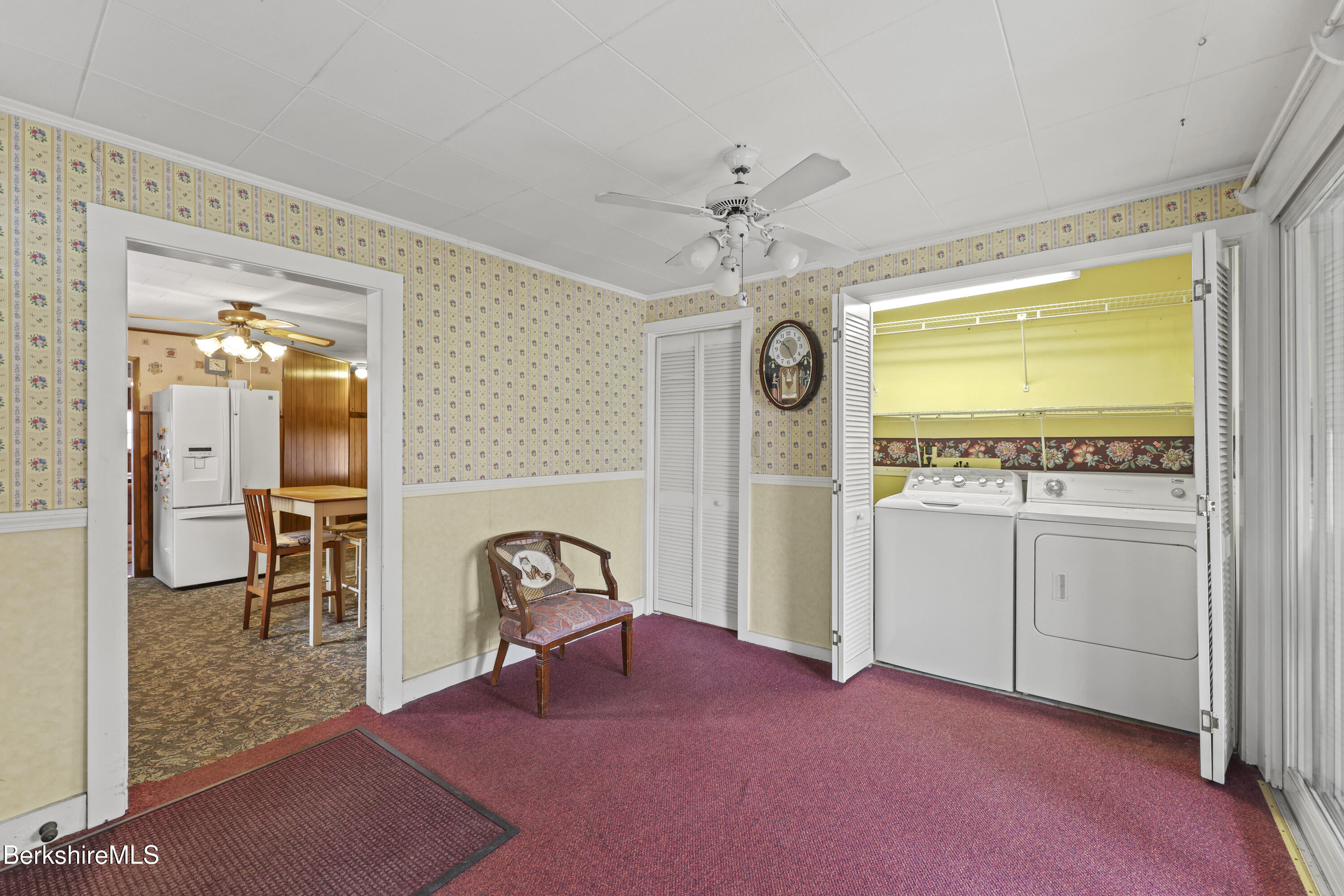 205 High St, Lee, Massachusetts image 4