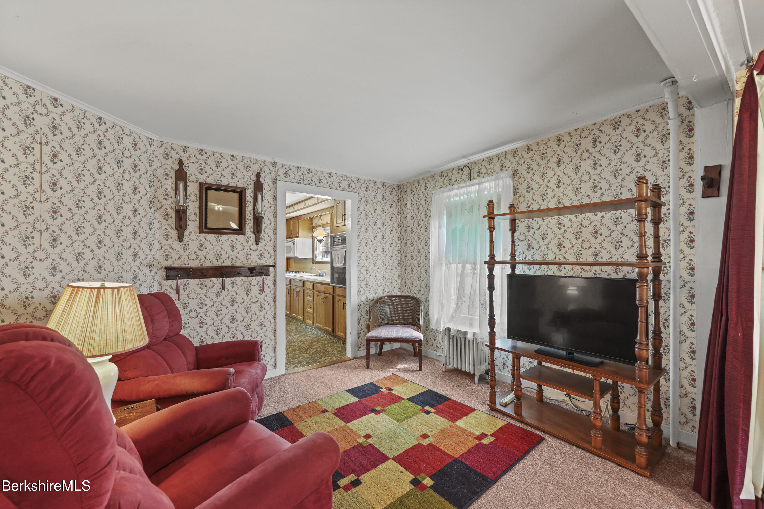 205 High St, Lee, Massachusetts image 12